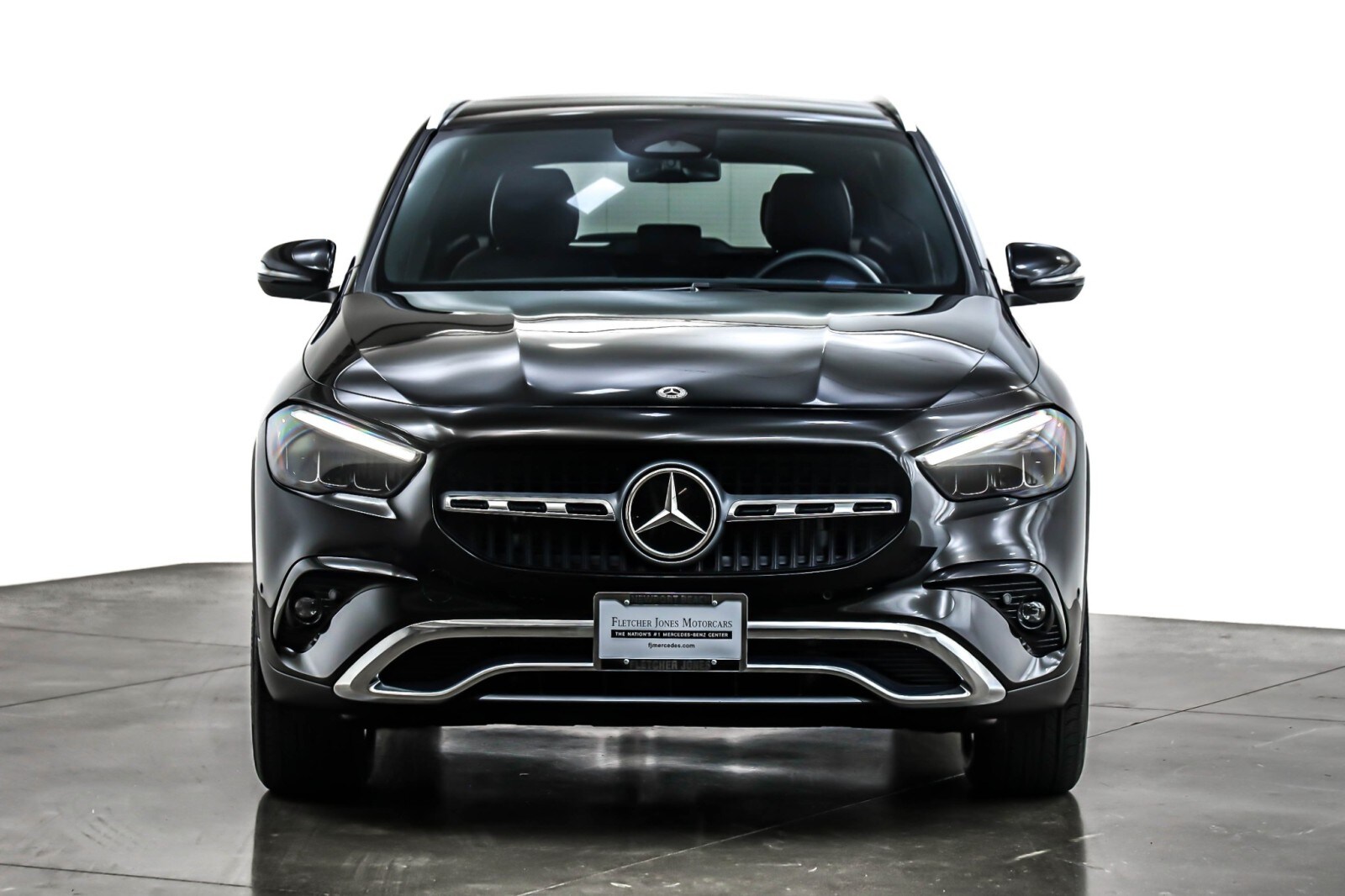 2025 Mercedes Benz GLA 250 photo 2