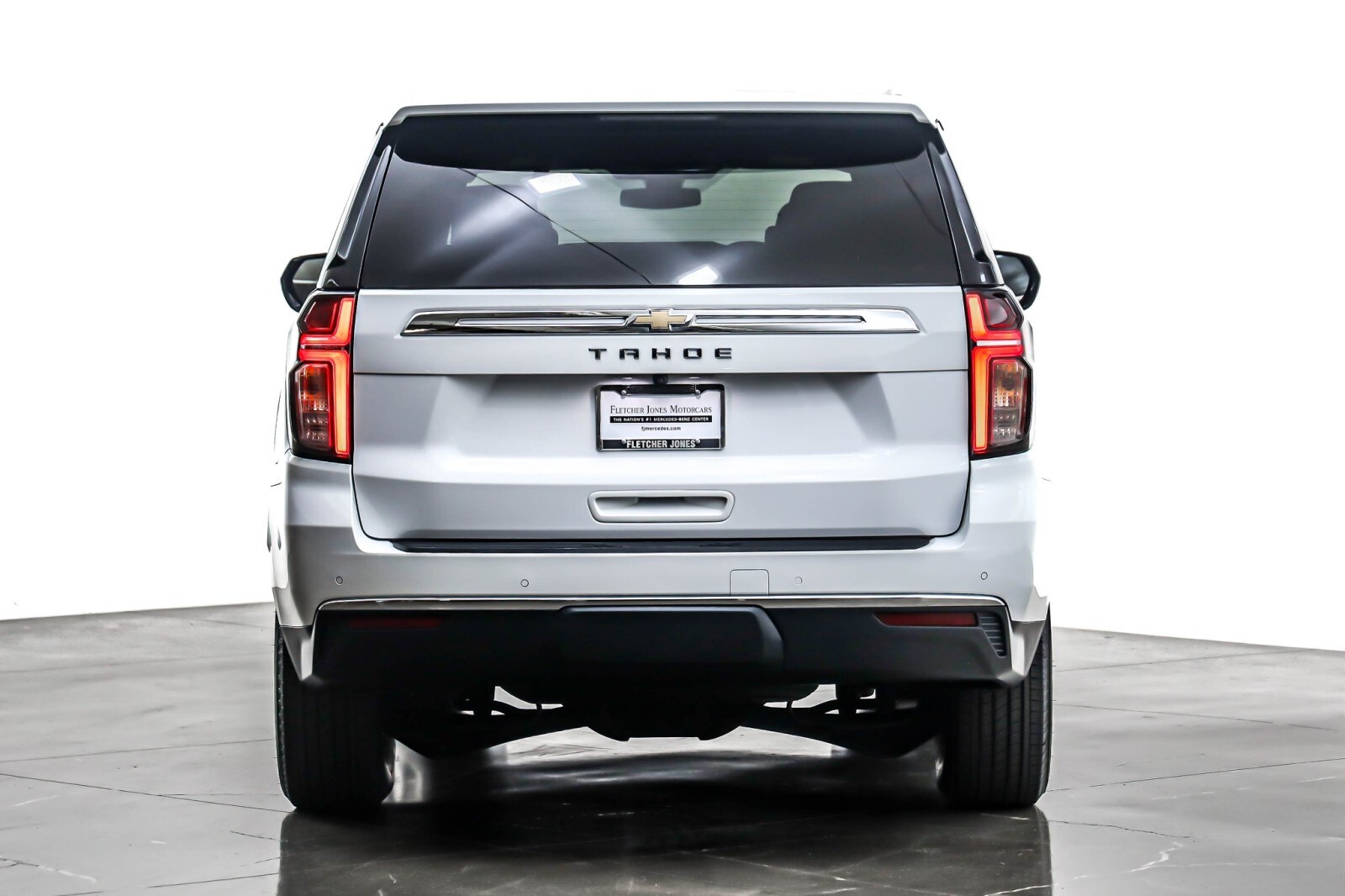 2021 Chevrolet Tahoe LS photo 3