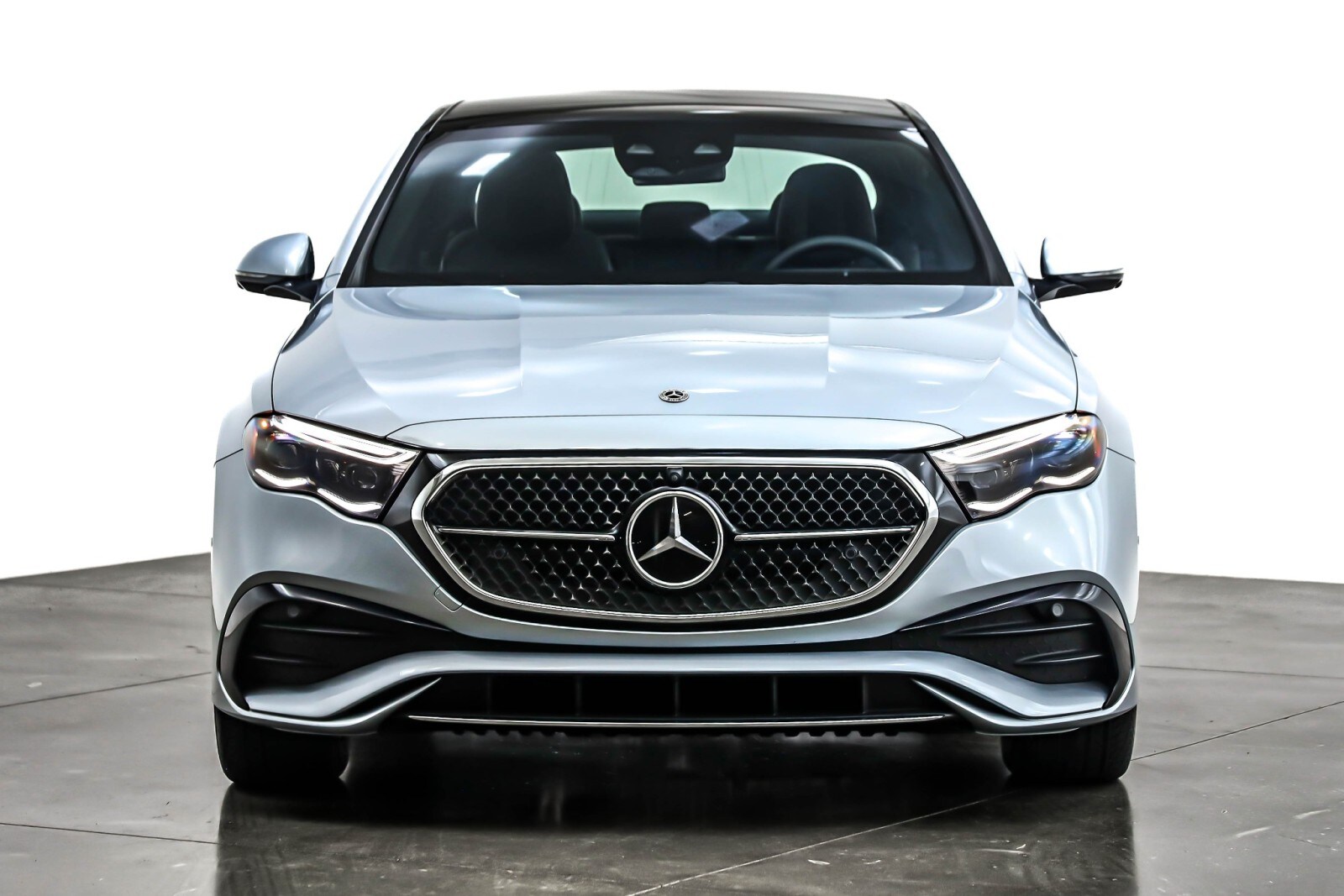 2024 Mercedes Benz E 350 4MATIC Sedan photo 2