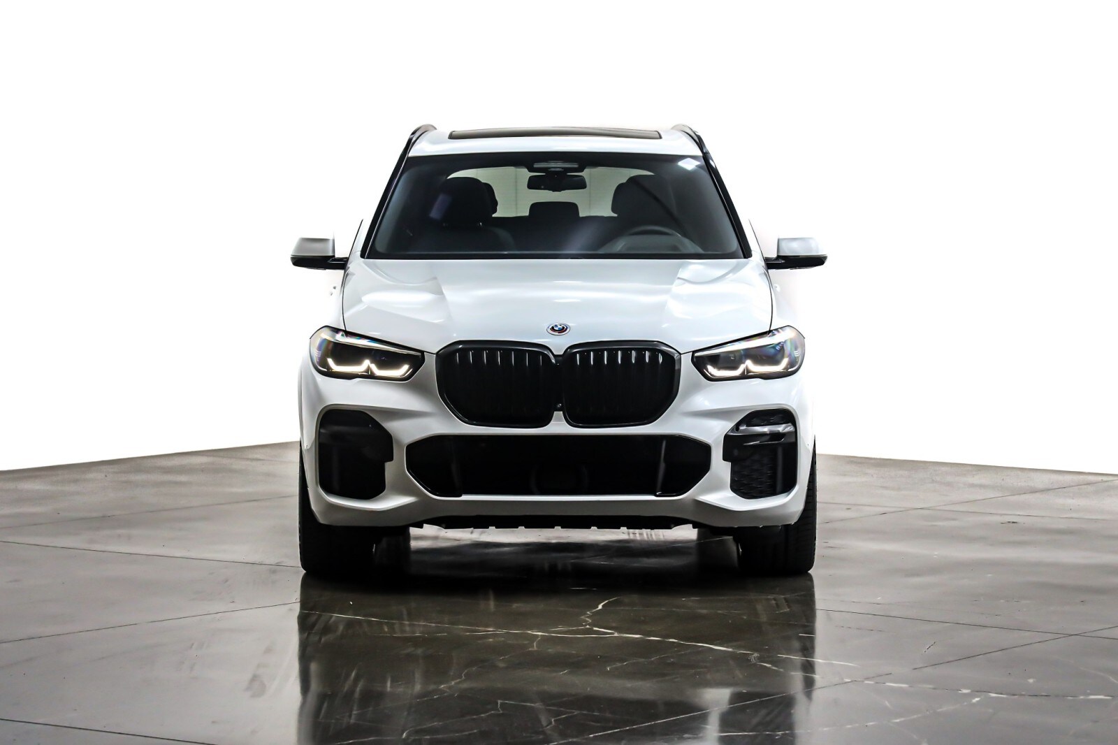 2022 Bmw X5 M50i photo 2