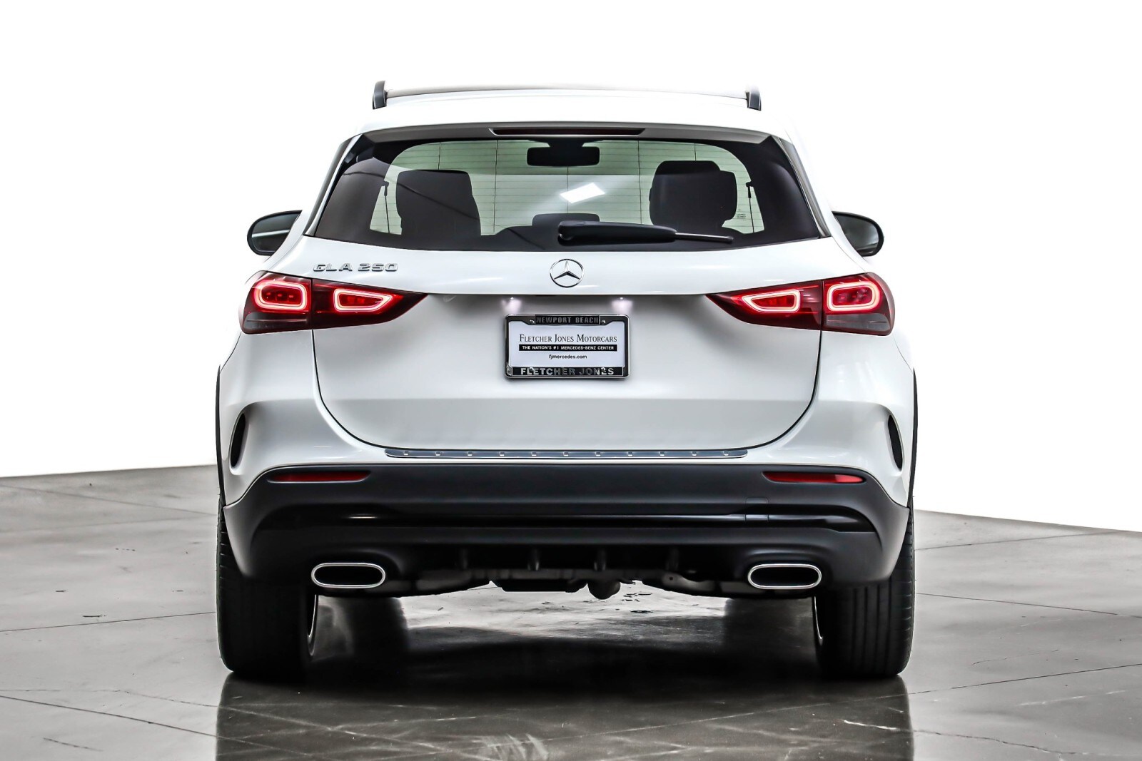 2022 Mercedes Benz GLA 250 photo 3