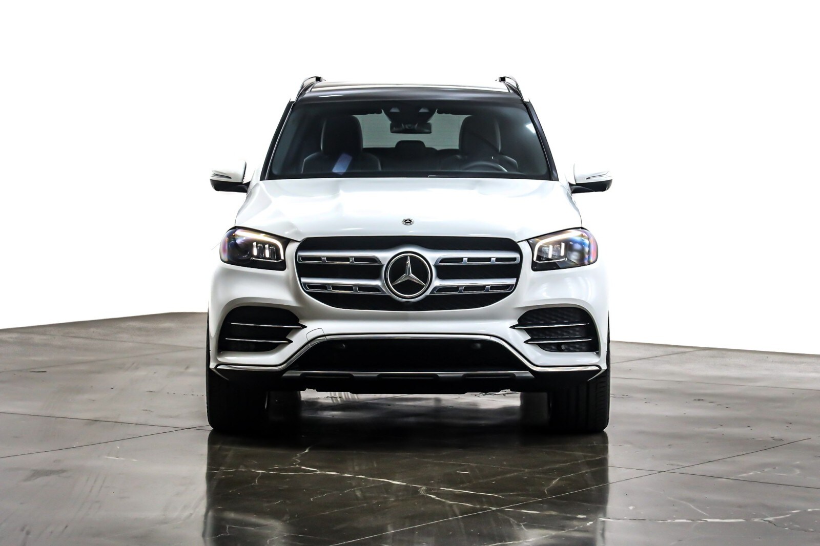 2022 Mercedes Benz GLS 450 4MATIC photo 2