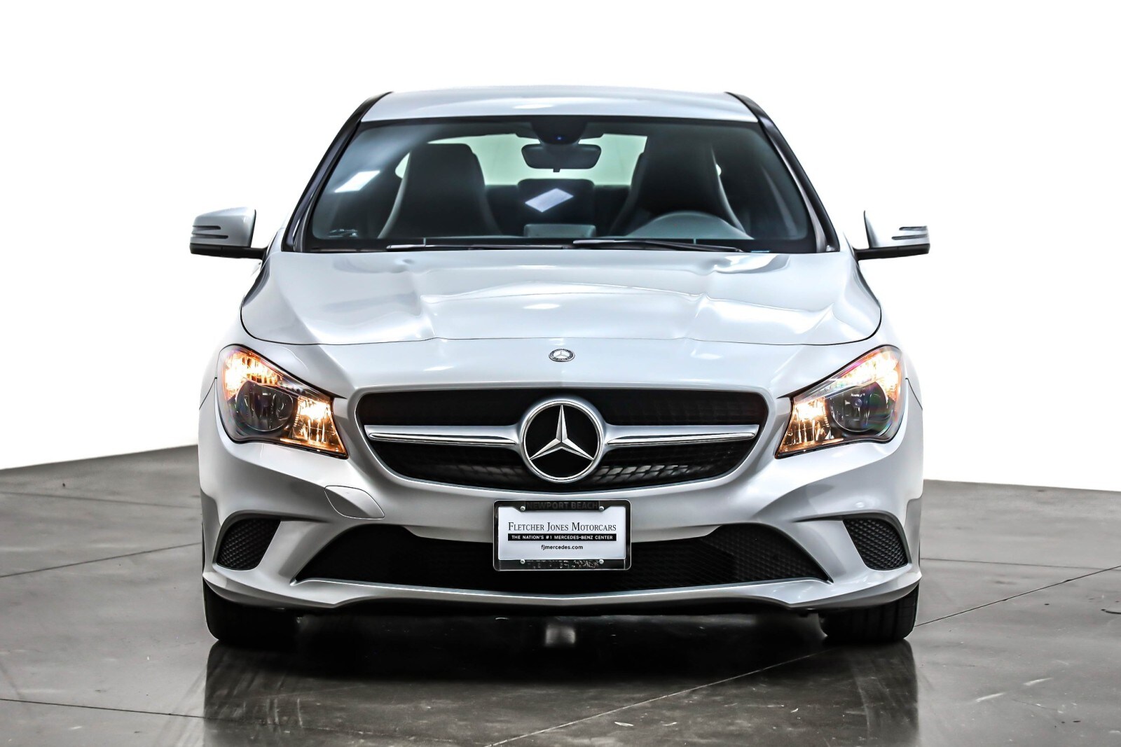 2014 Mercedes Benz CLA 250 photo 2