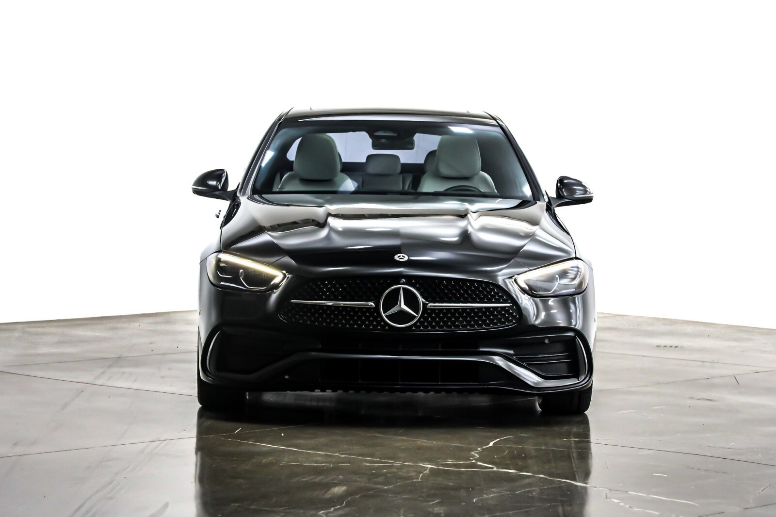 2022 Mercedes Benz C 300 Sedan photo 2
