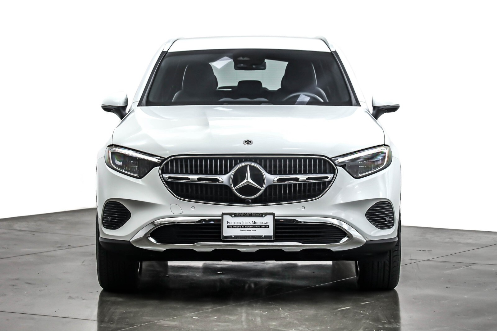 2025 Mercedes Benz GLC 350e 4MATIC photo 2