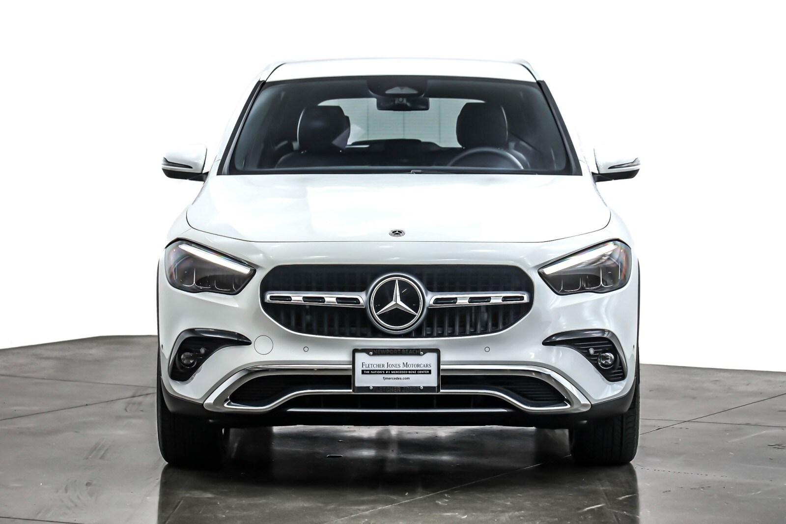 2025 Mercedes Benz GLA 250 photo 2
