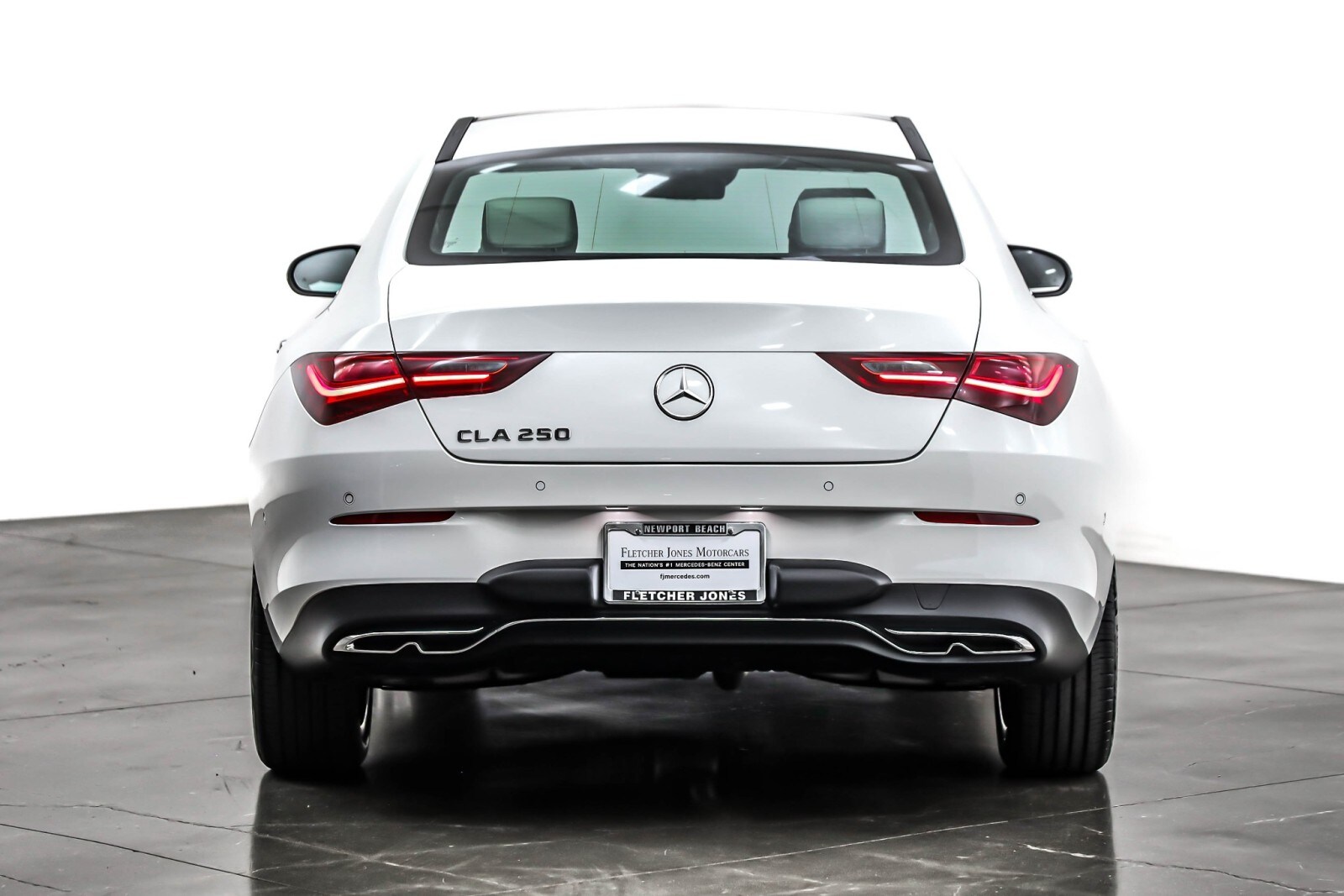 2025 Mercedes Benz CLA 250 photo 3