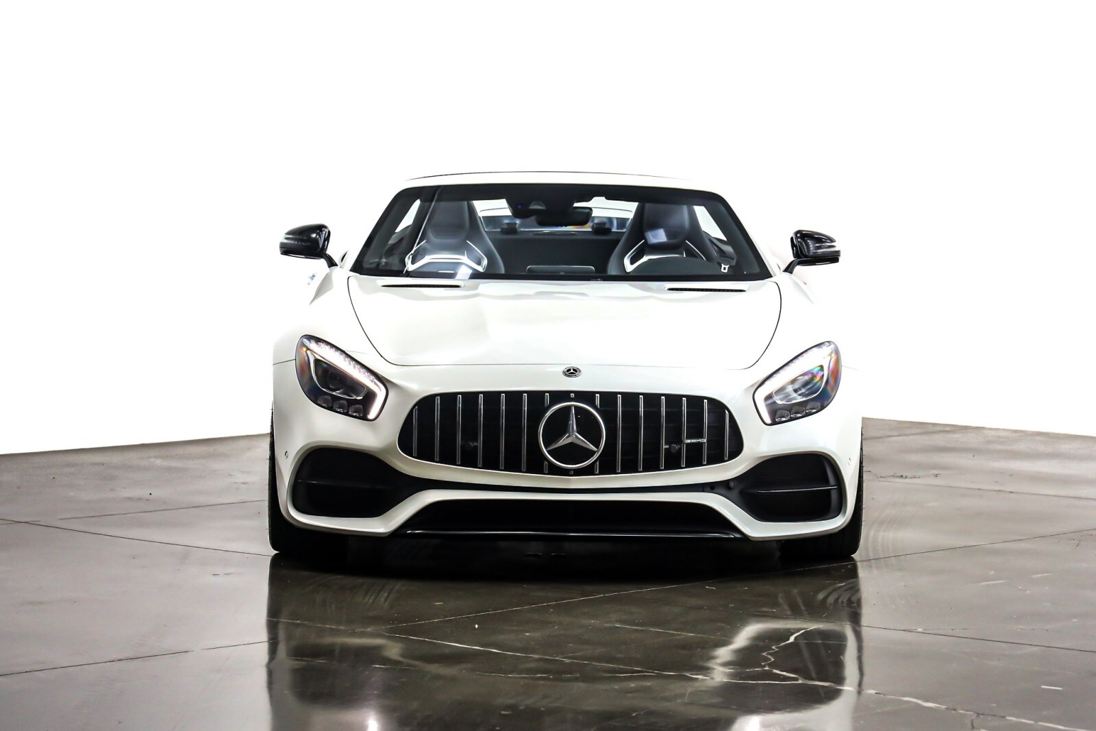 2018 Mercedes Benz AMG GT GT Roadster photo 3