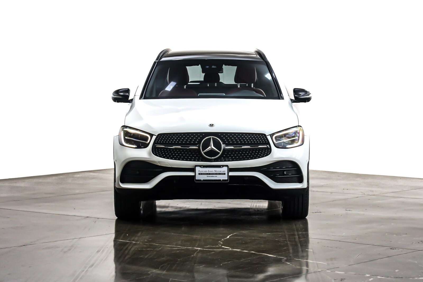 2022 Mercedes Benz GLC 300 photo 2
