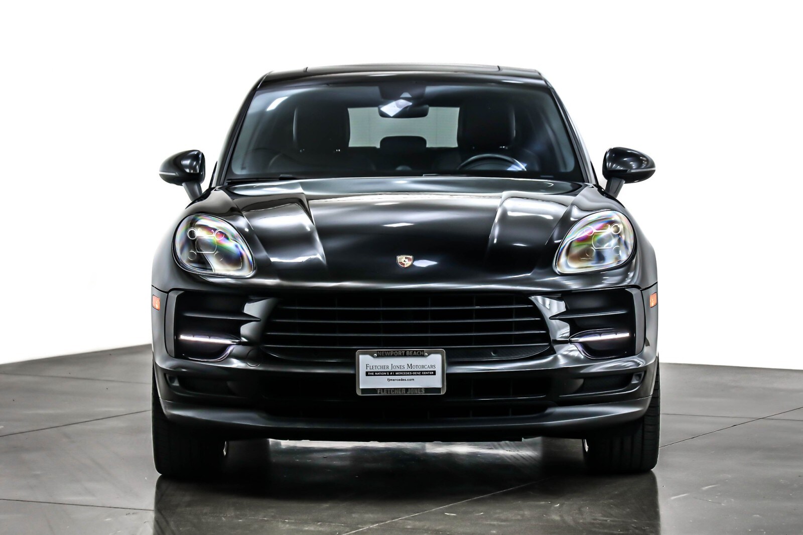 2019 Porsche Macan photo 2