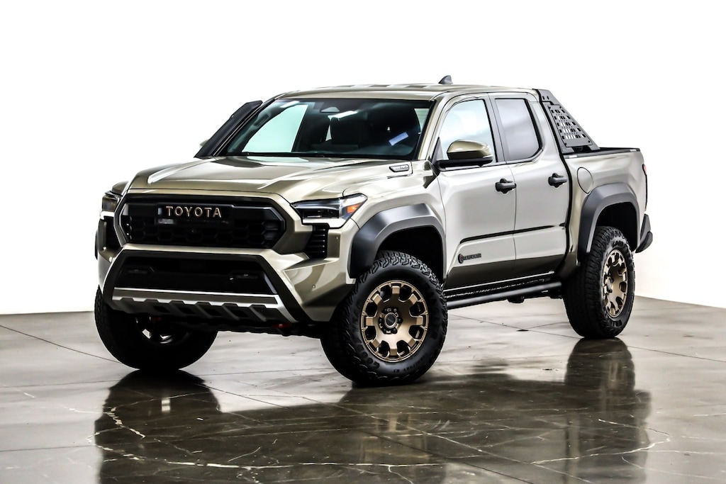 Used 2025 Toyota Tacoma 4WD Trailhunter Hybrid Double Cab 5 Bed AT (Natl)