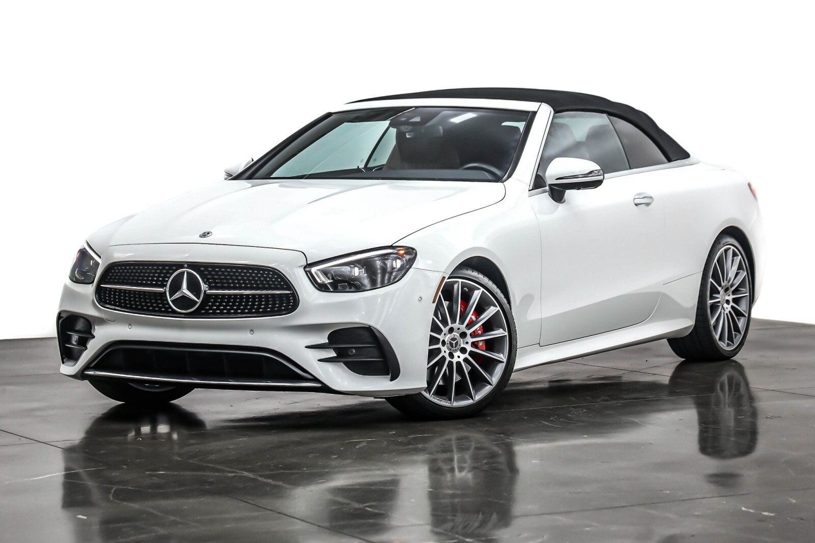 2023 Mercedes Benz E 450 Cabriolet photo 2