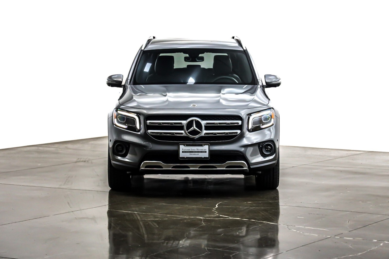 2022 Mercedes Benz GLB 250 4MATIC photo 2