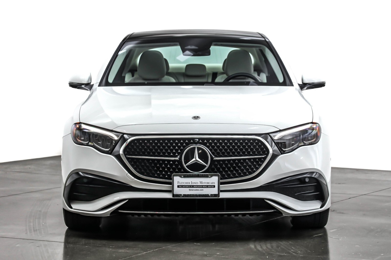 2025 Mercedes Benz E 350 Sedan photo 2