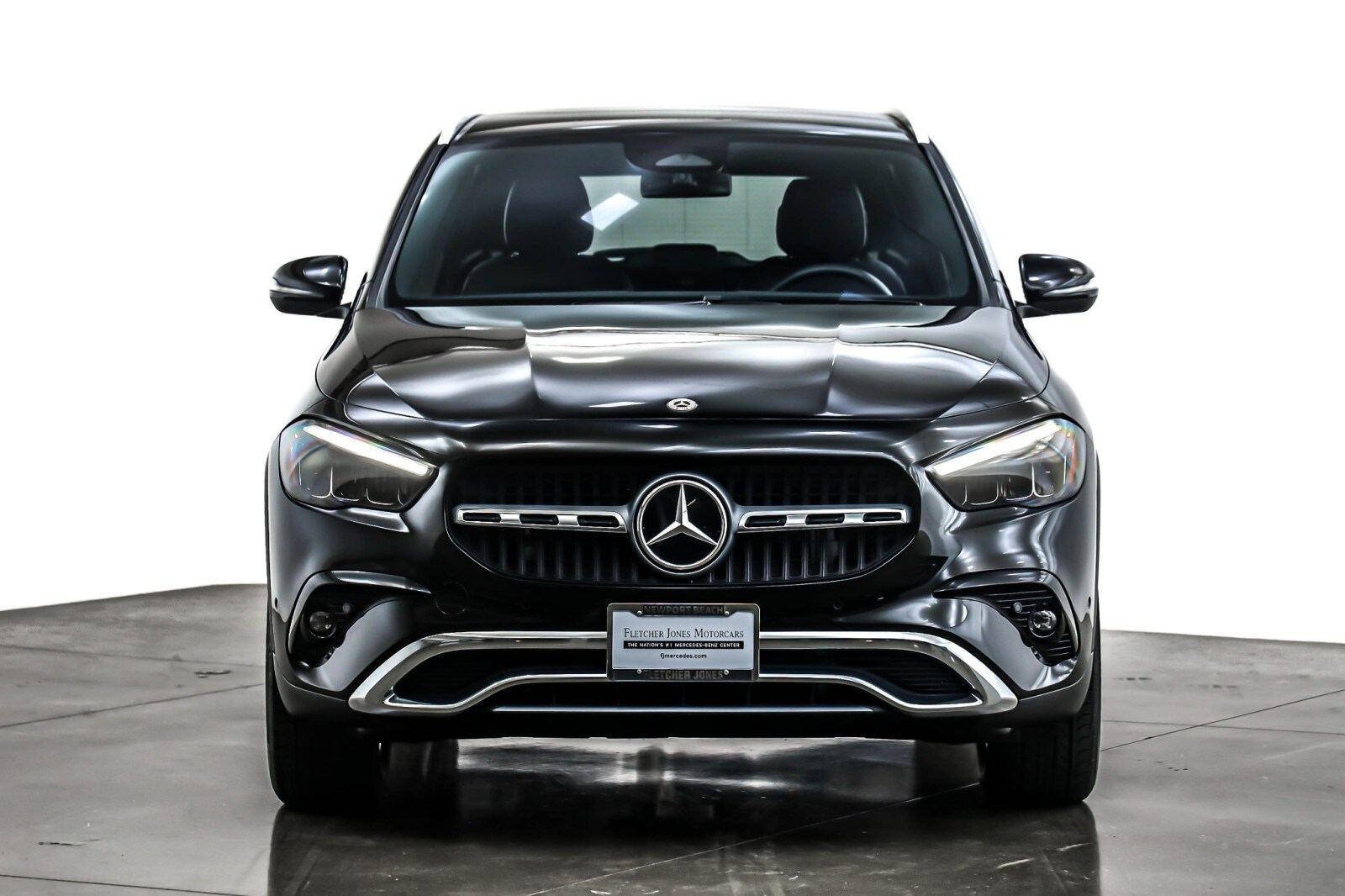 2025 Mercedes Benz GLA 250 photo 2