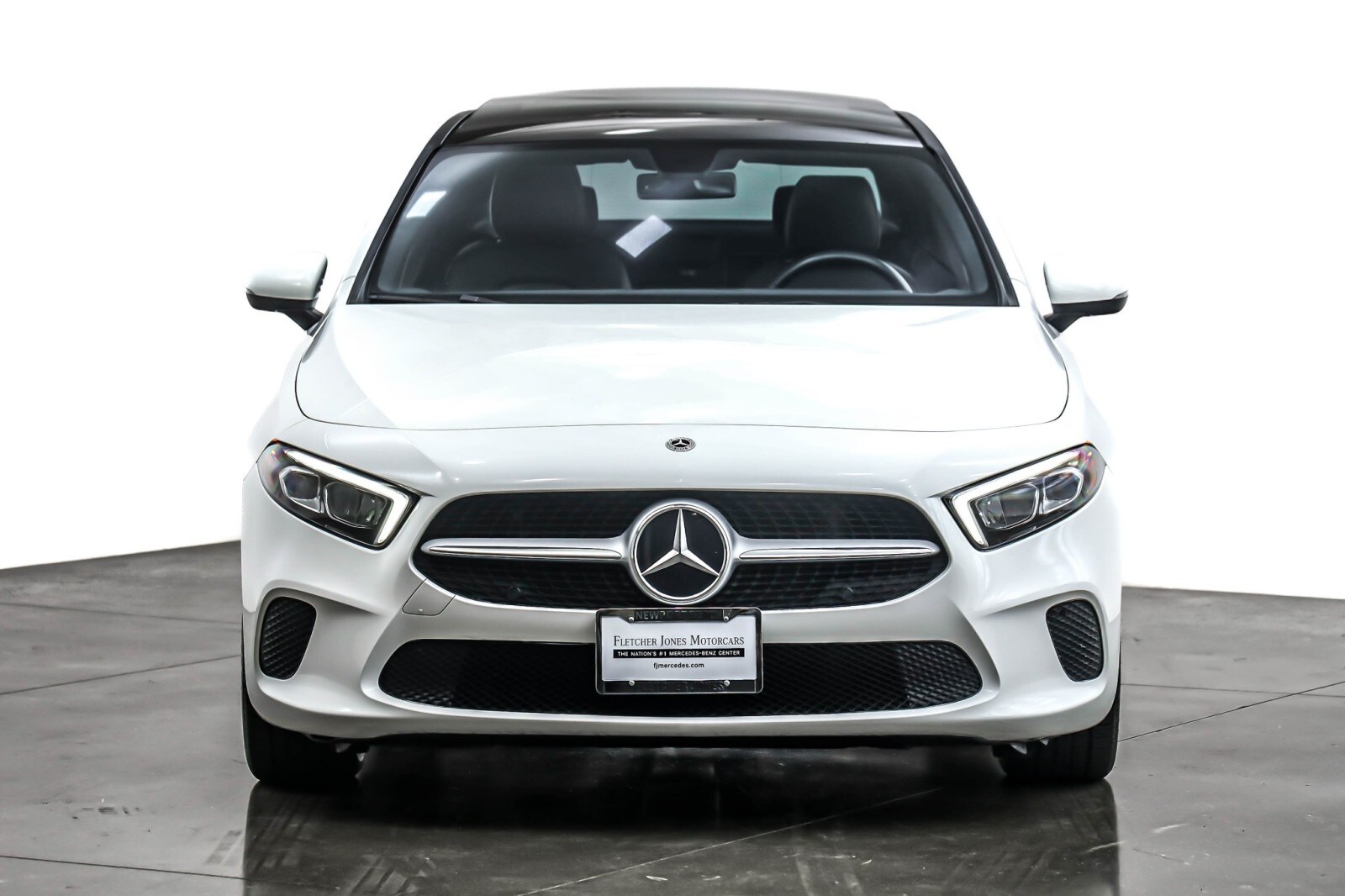 2022 Mercedes Benz A 220 photo 2