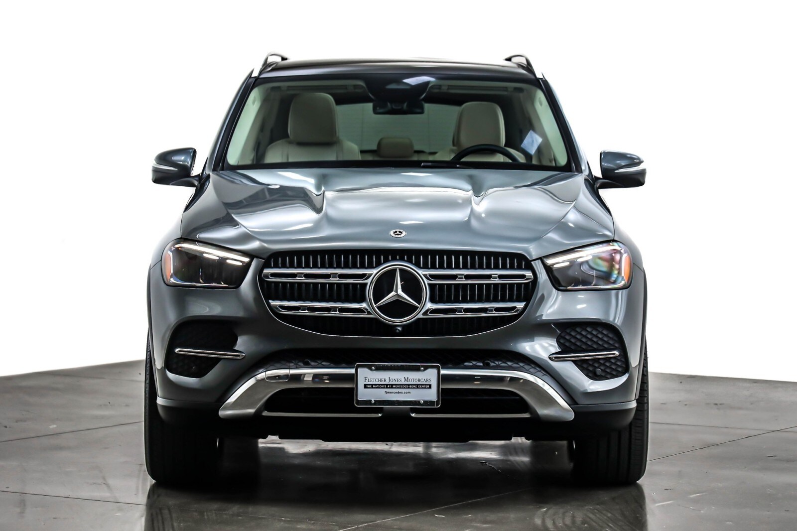 2025 Mercedes Benz GLE 350 4MATIC photo 2