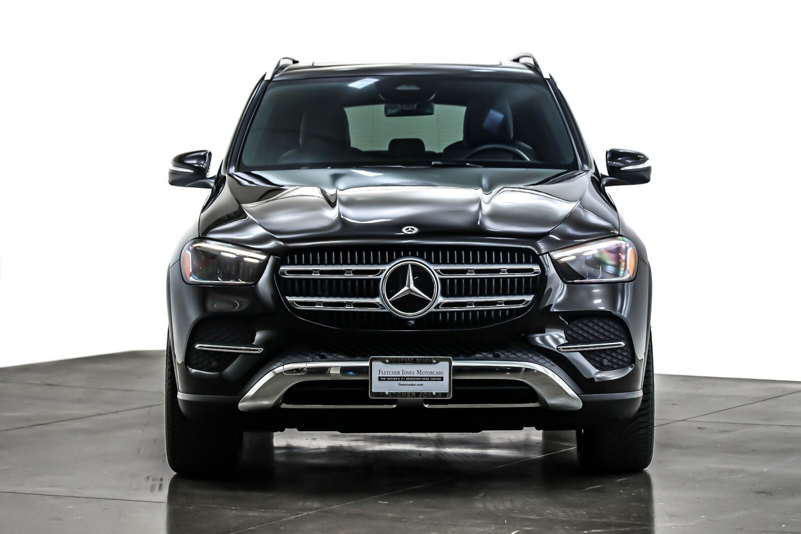 2025 Mercedes Benz GLE 350 4MATIC photo 2