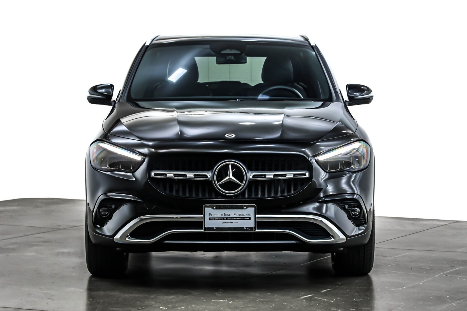2025 Mercedes Benz GLA 250 photo 2