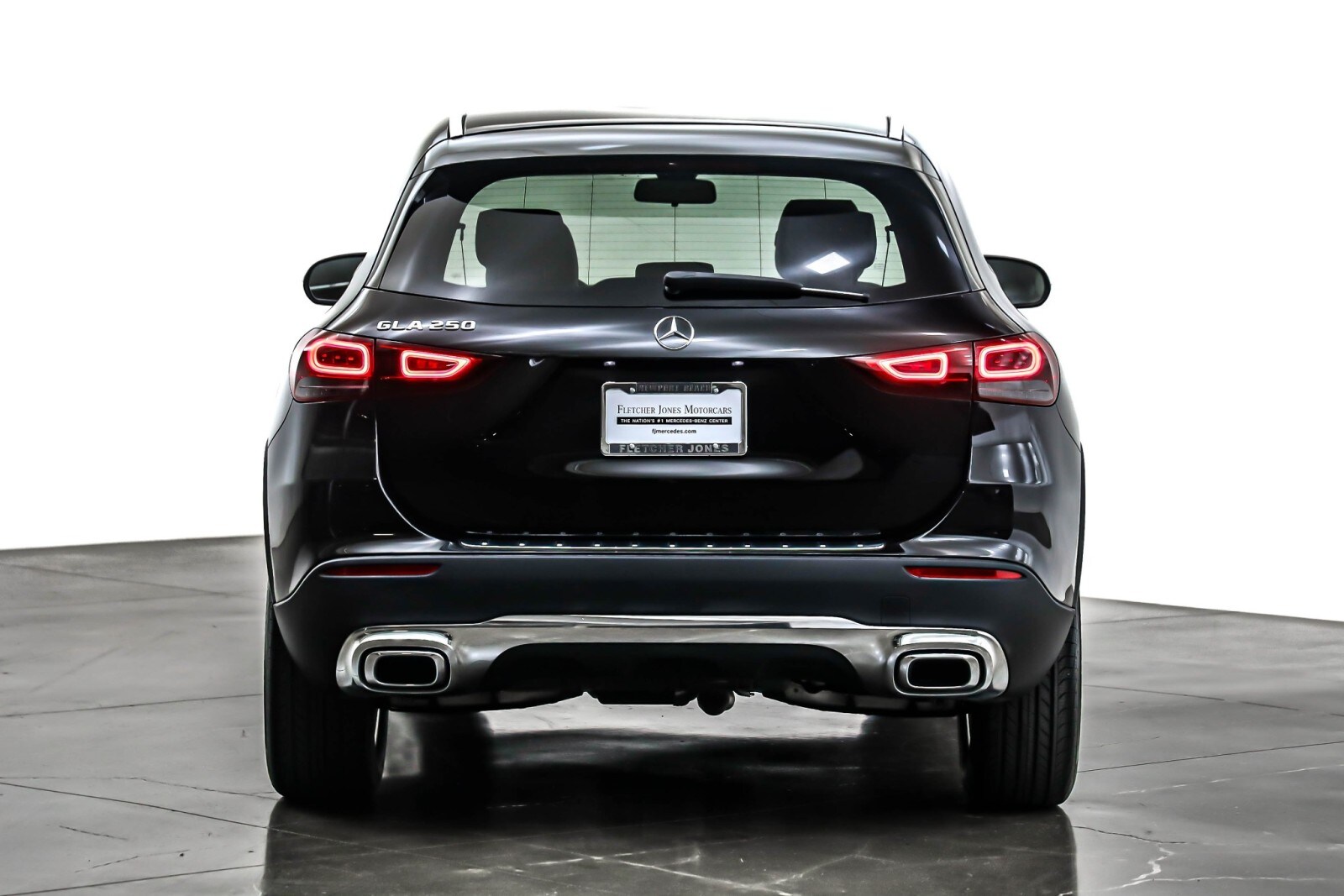 2022 Mercedes Benz GLA 250 photo 3
