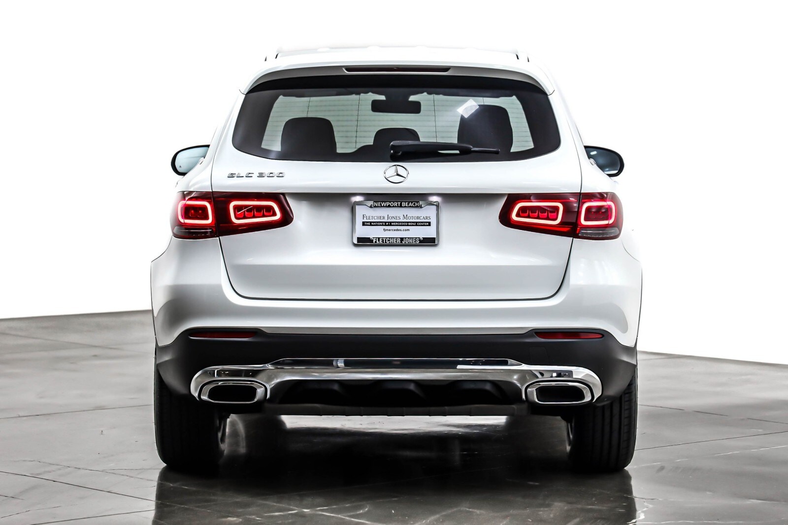 2020 Mercedes Benz GLC 300 photo 2
