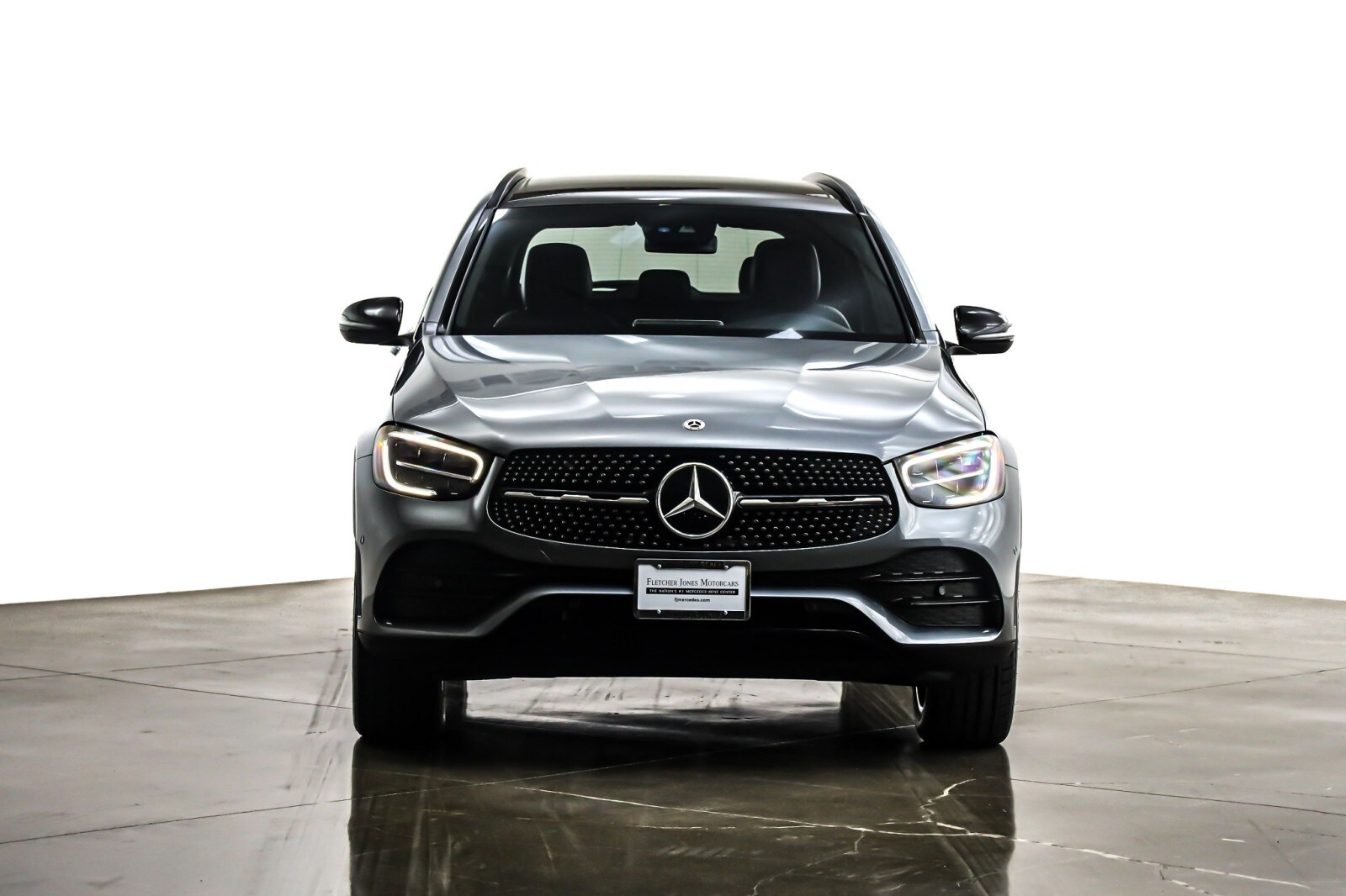 2022 Mercedes Benz GLC 300 photo 2