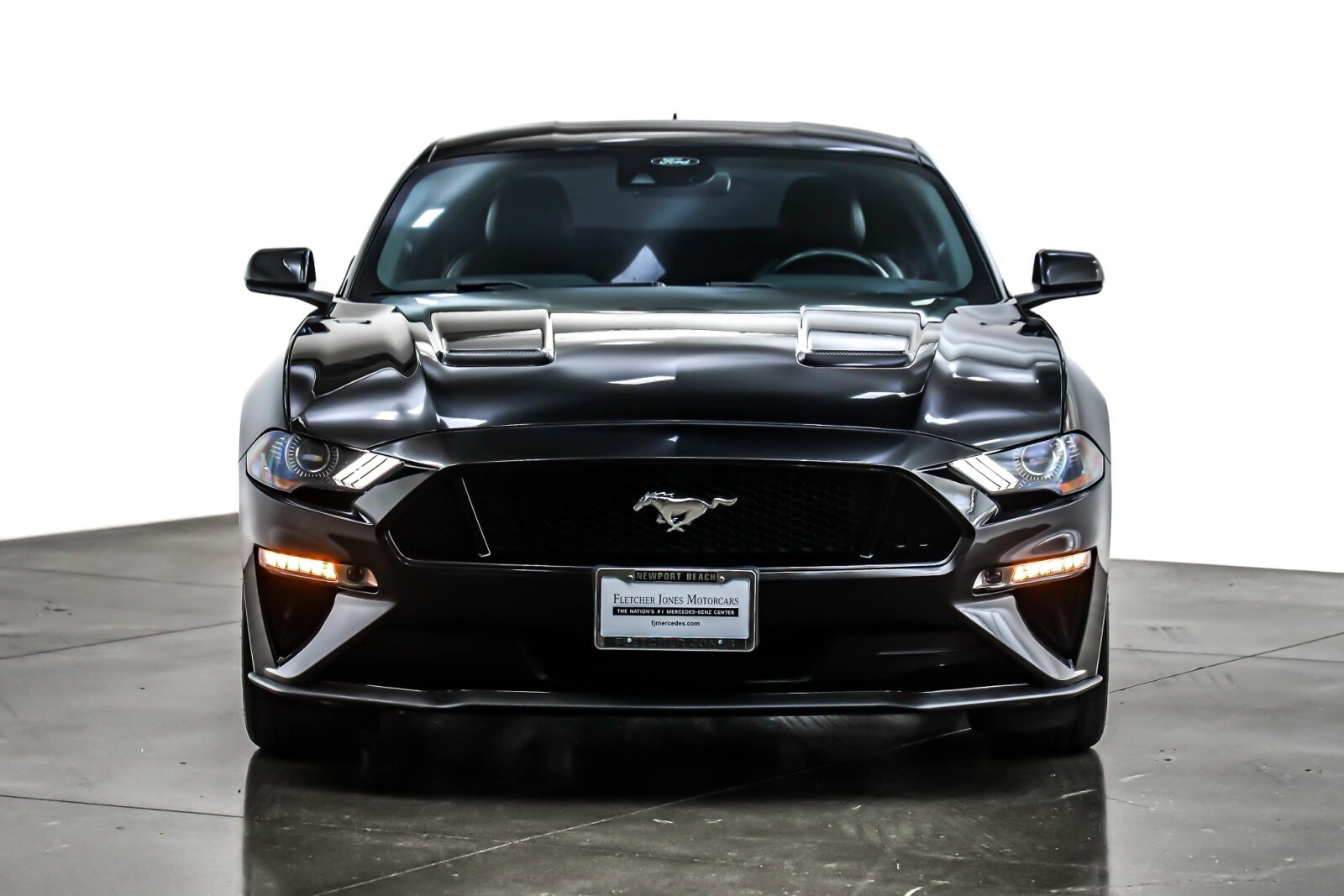 2022 Ford Mustang GT Premium photo 2
