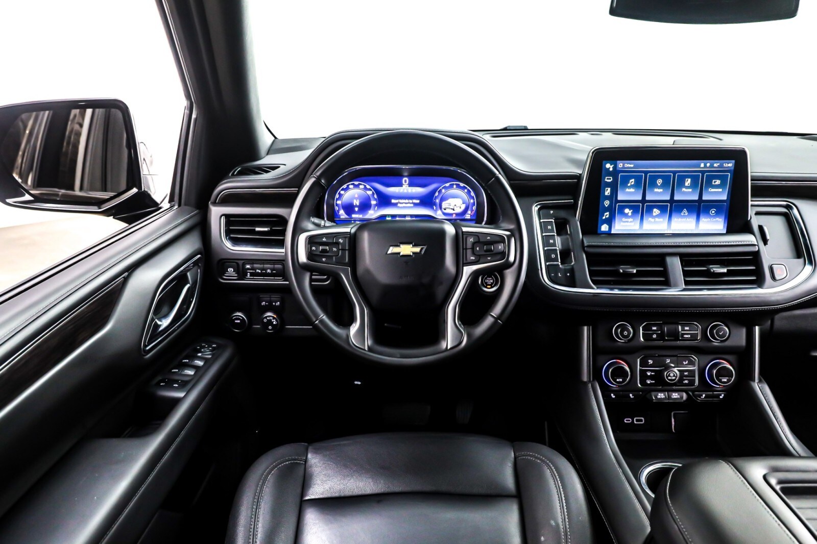 2023 Chevrolet Tahoe LT photo 4