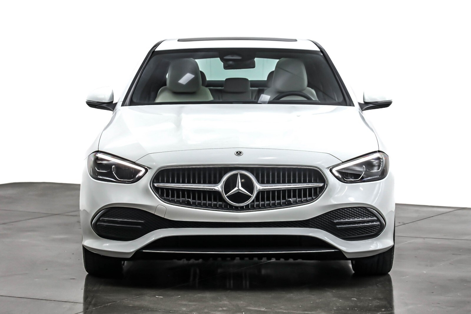 2022 Mercedes Benz C 300 Sedan photo 2
