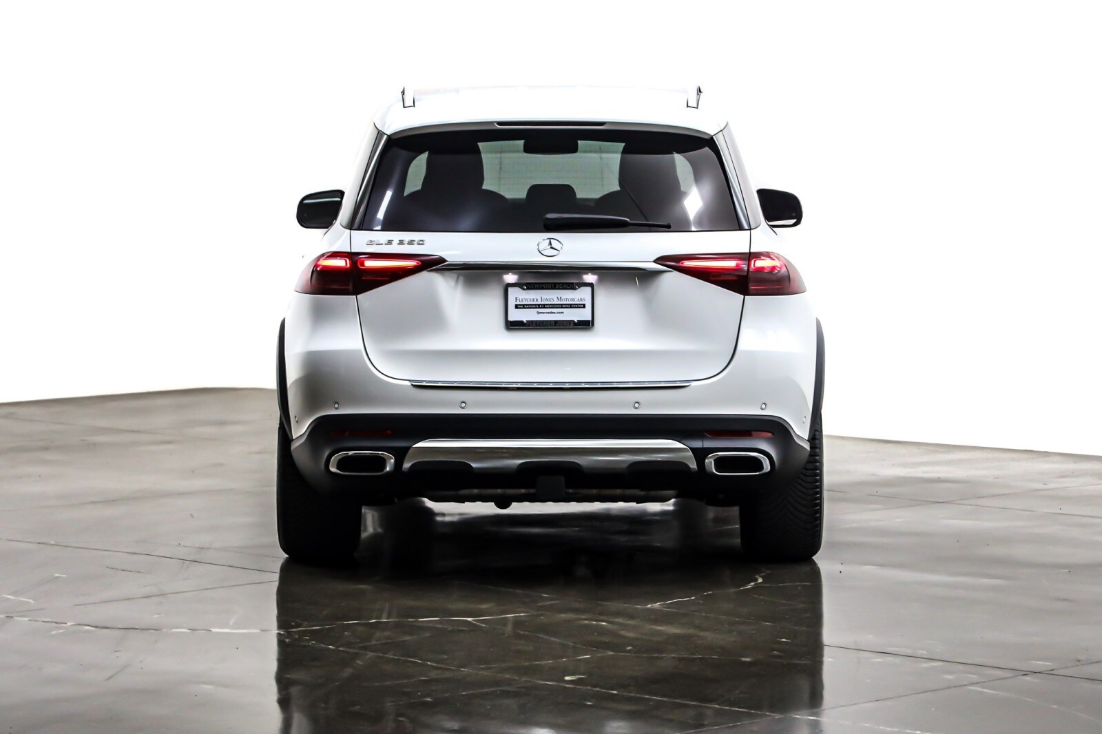2025 Mercedes Benz GLE 350 4MATIC photo 3
