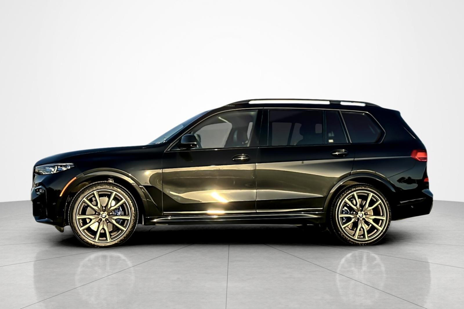 2020 Bmw X7 M50i photo 2