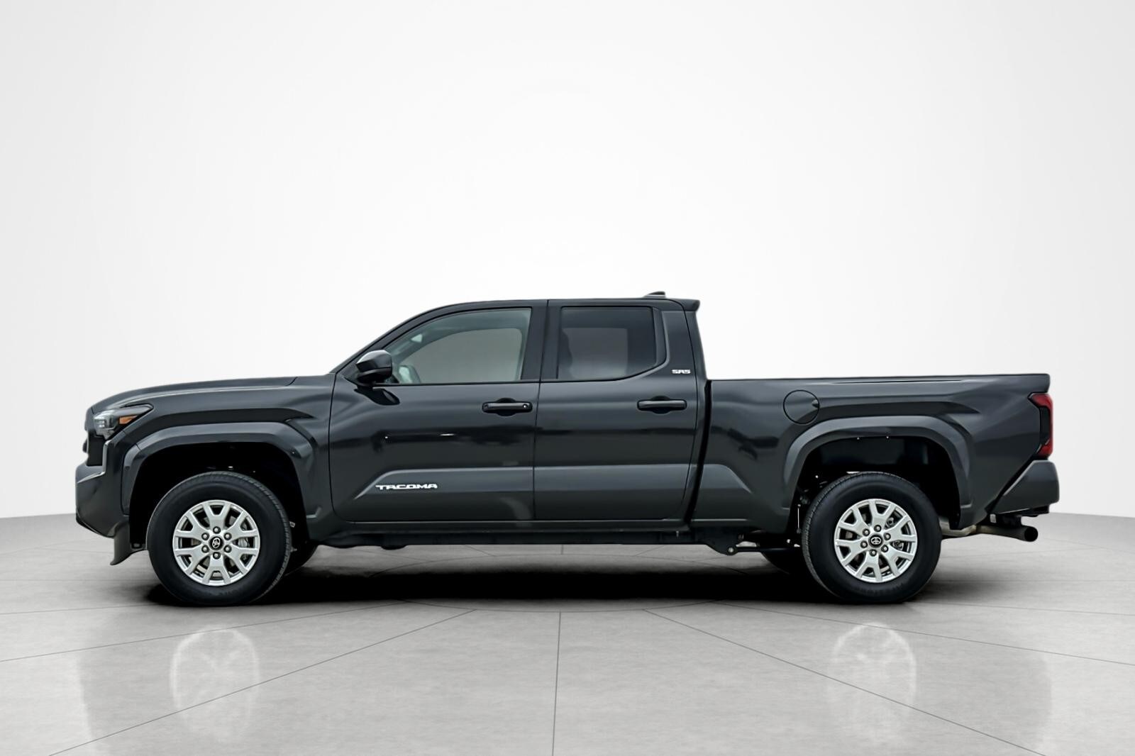 2025 Toyota Tacoma SR5 photo 2