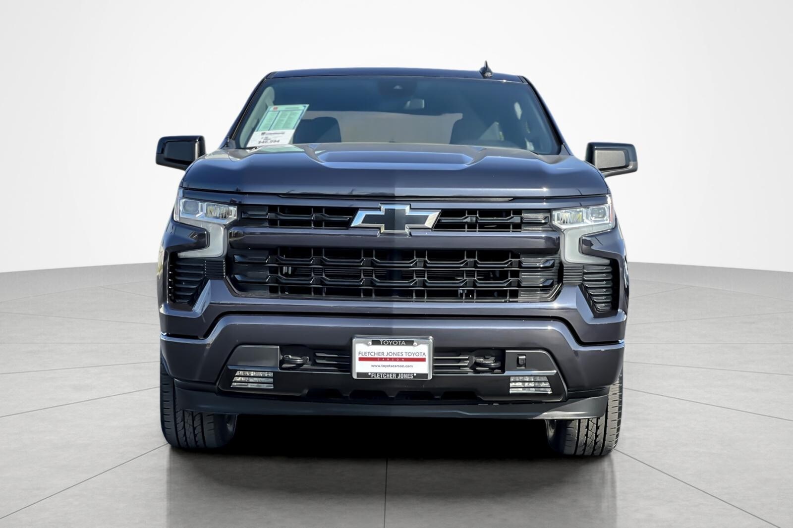 2023 Chevrolet Silverado 1500 RST photo 2