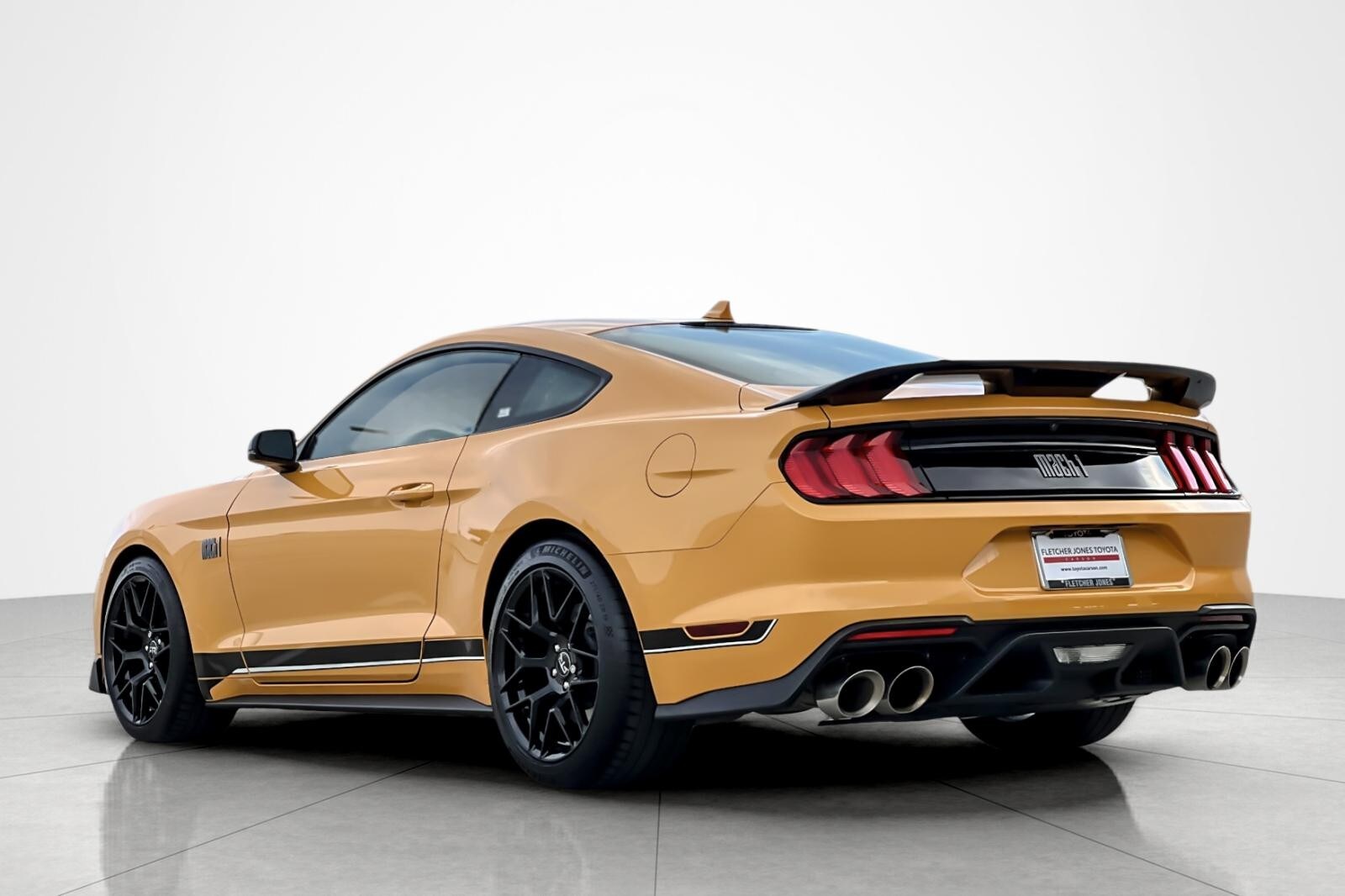 2022 Ford Mustang Mach 1 photo 3