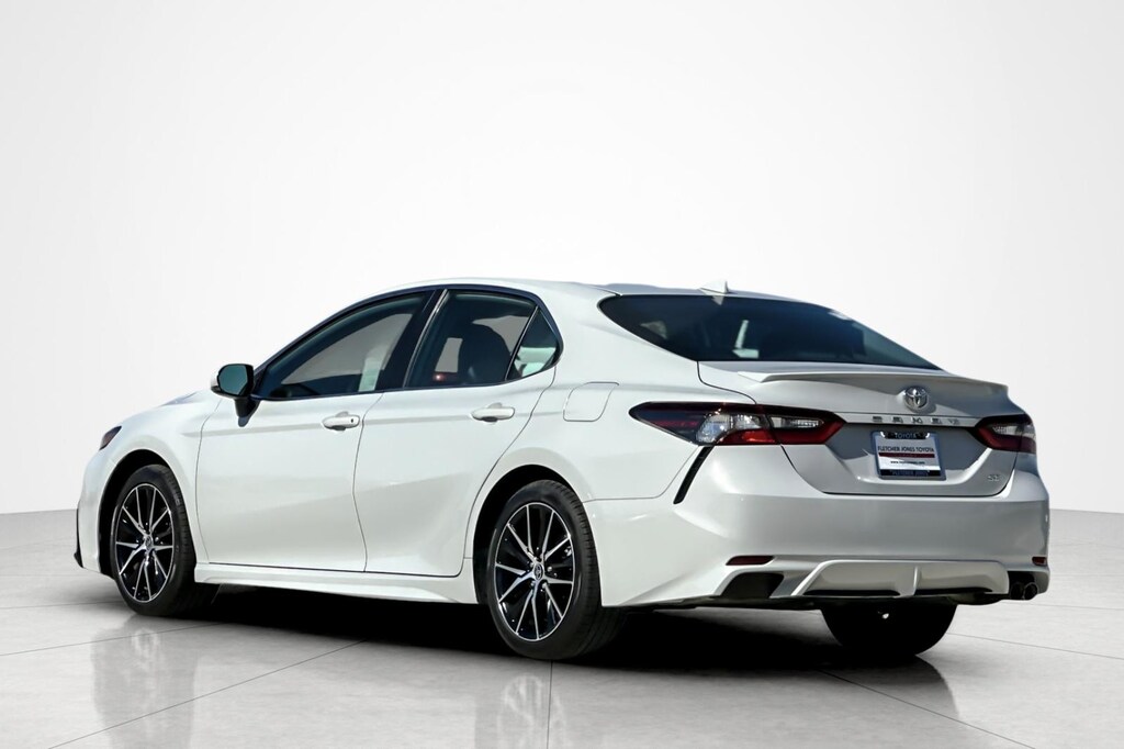 Certified 2023 Toyota Camry SE Sedan