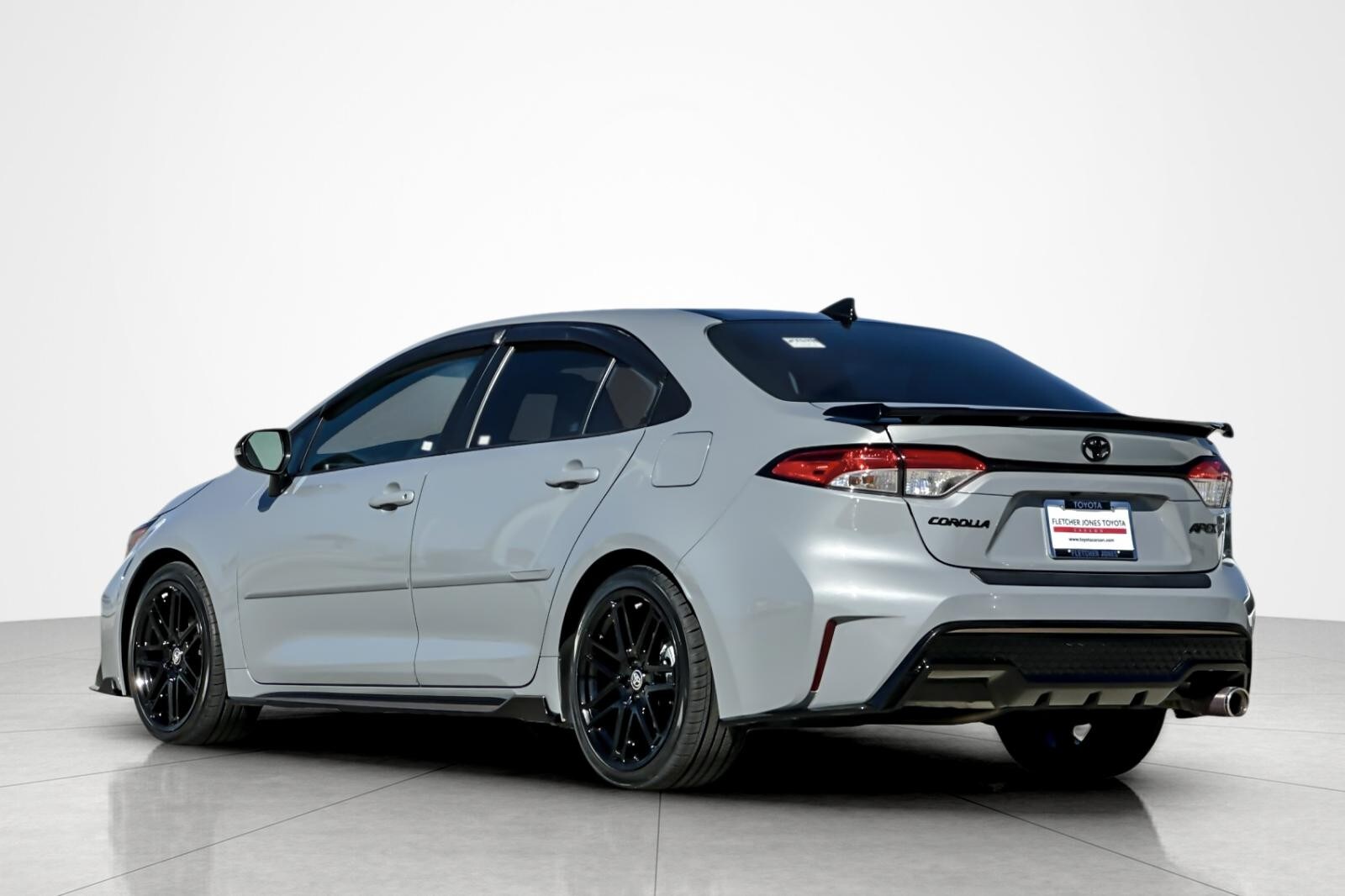 2022 Toyota Corolla SE photo 3