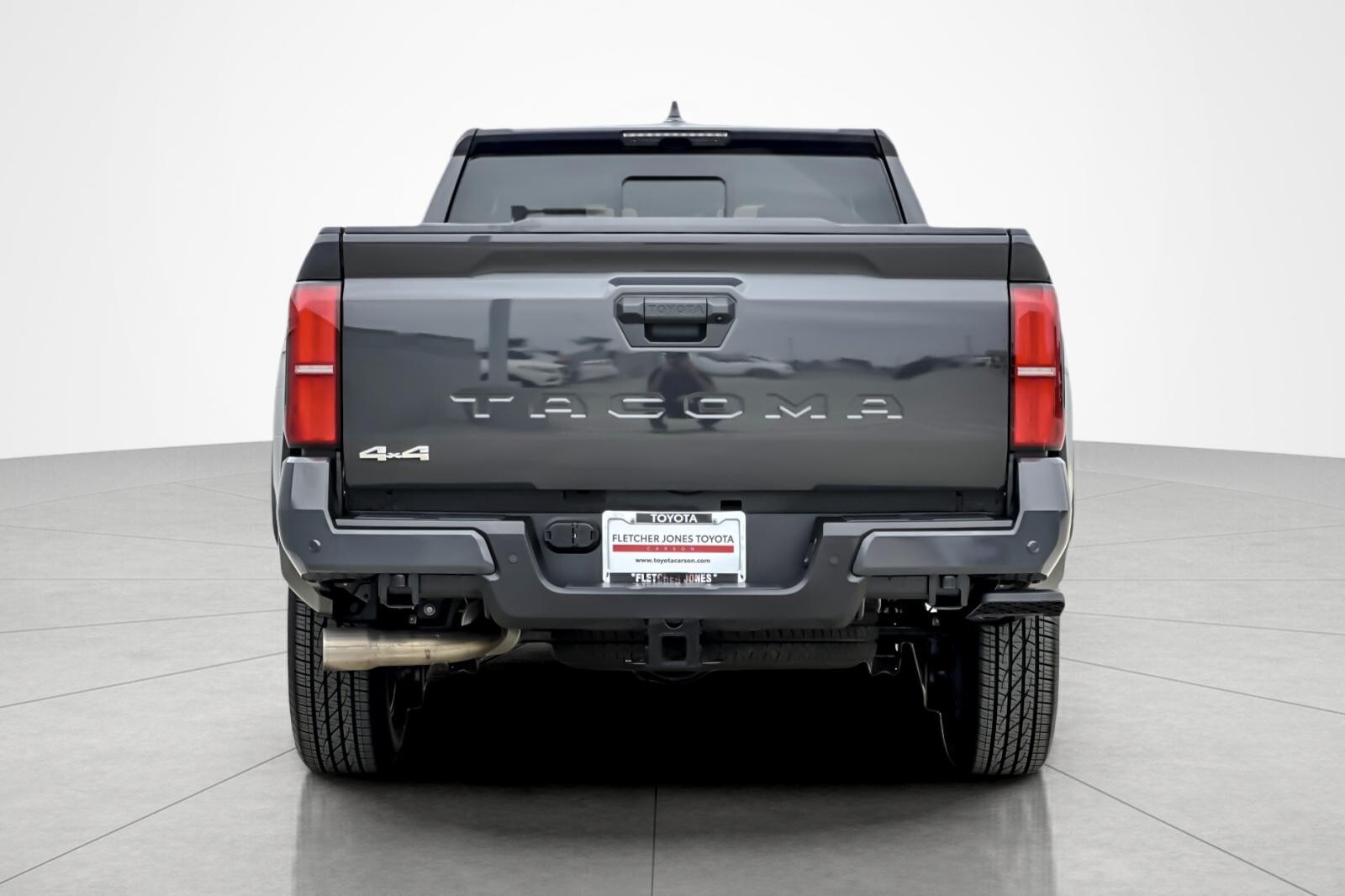 2025 Toyota Tacoma SR5 photo 4