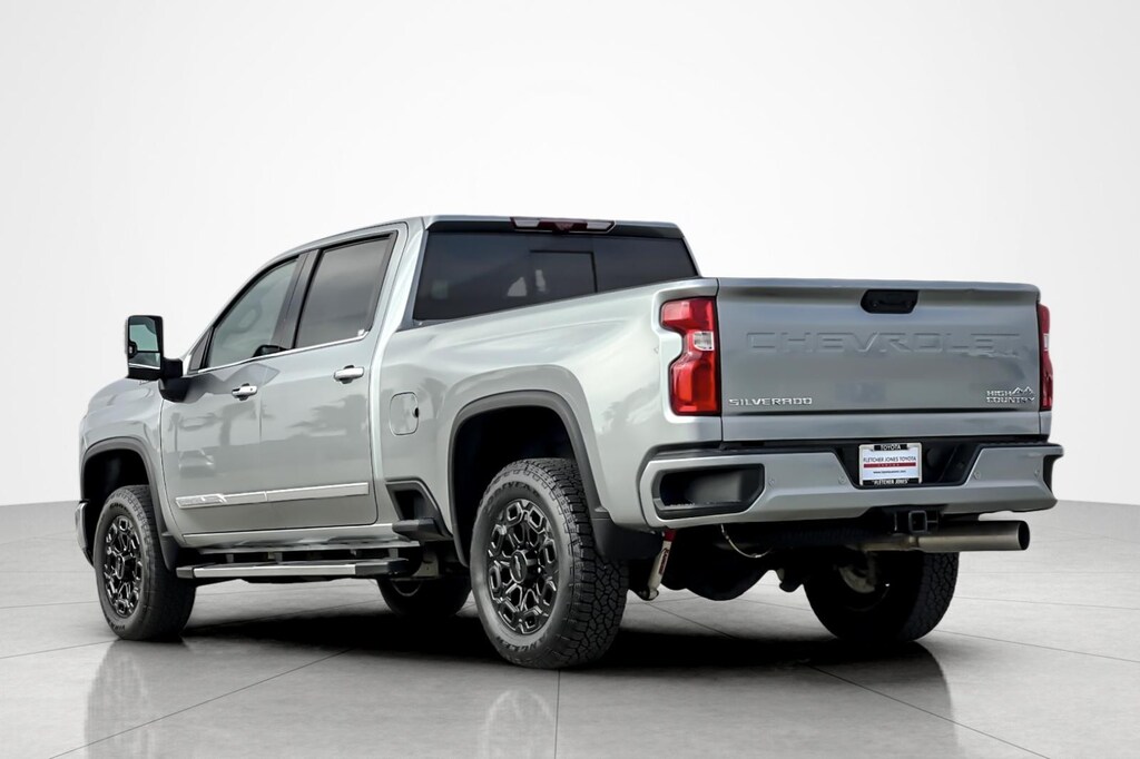Used 2024 Chevrolet Silverado 2500HD High Country Pickup Truck