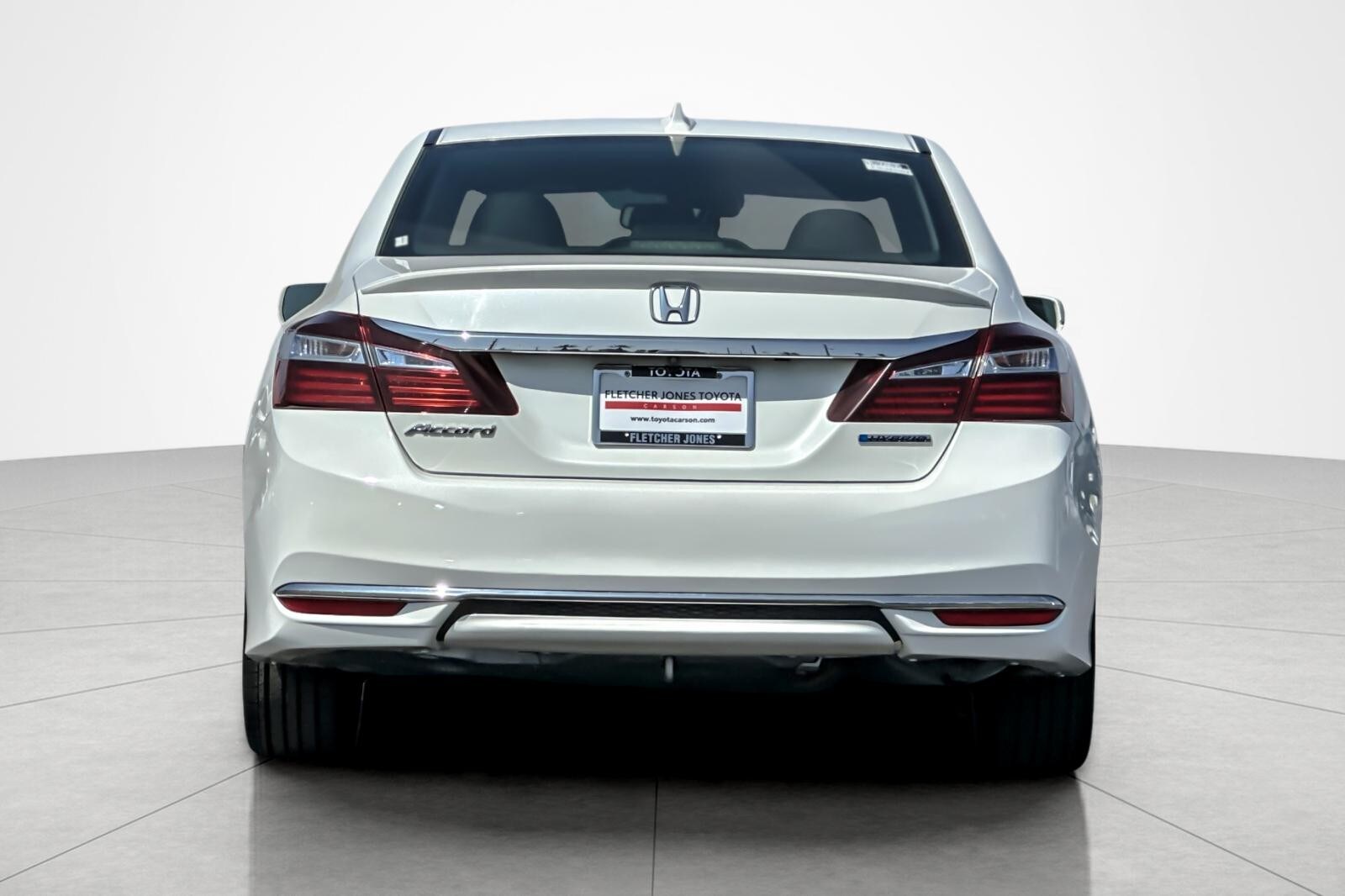 2017 Honda Accord Hybrid EX-L photo 4