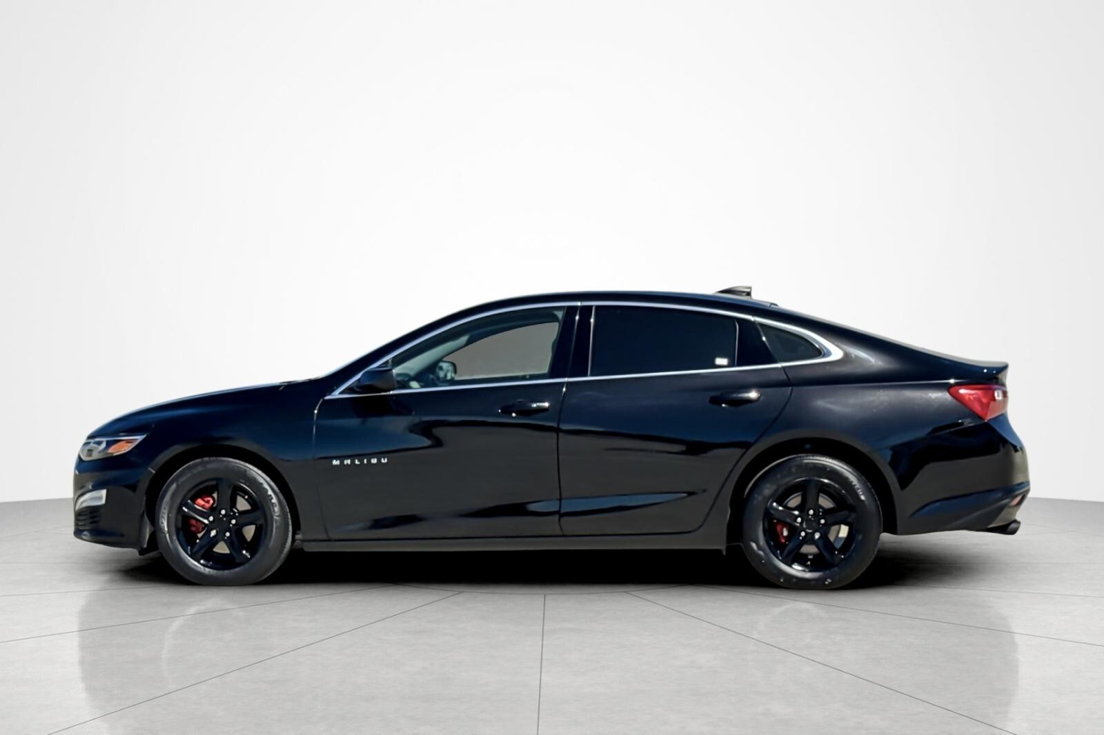 2024 Chevrolet Malibu LS photo 2