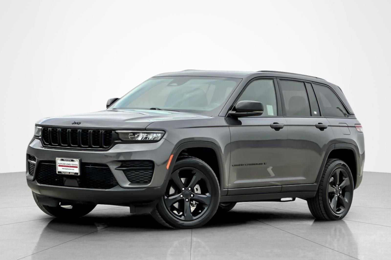 2022 Jeep Grand Cherokee Altitude