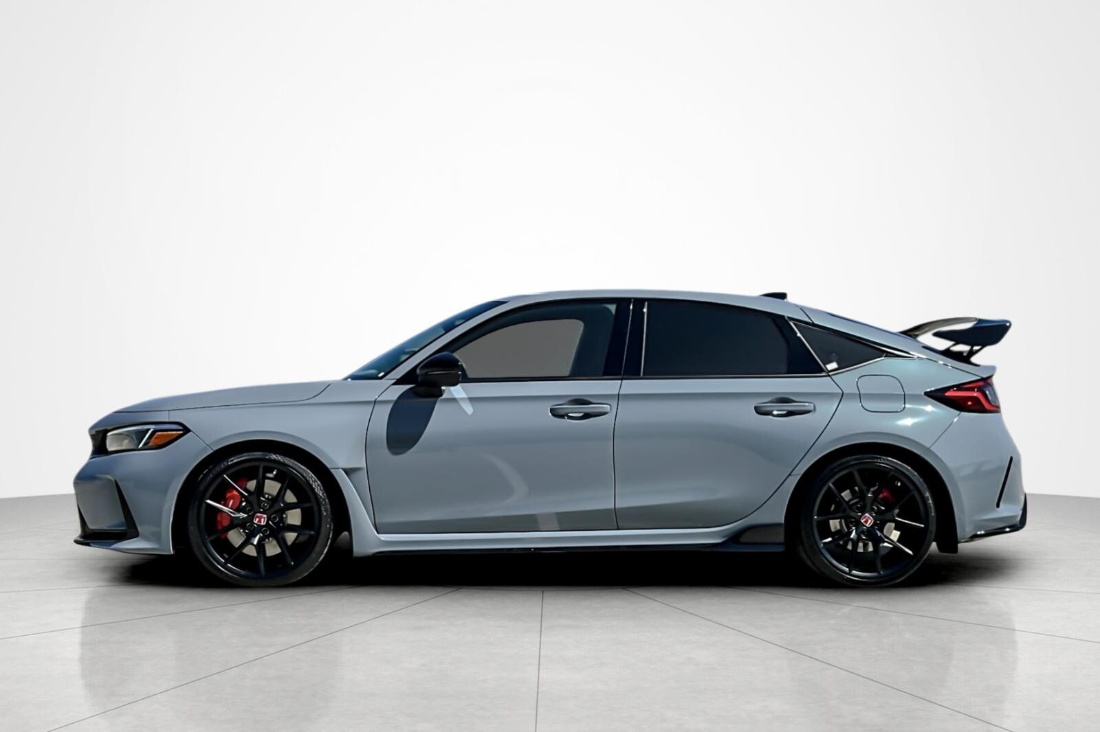 2025 Honda Civic Type R photo 2