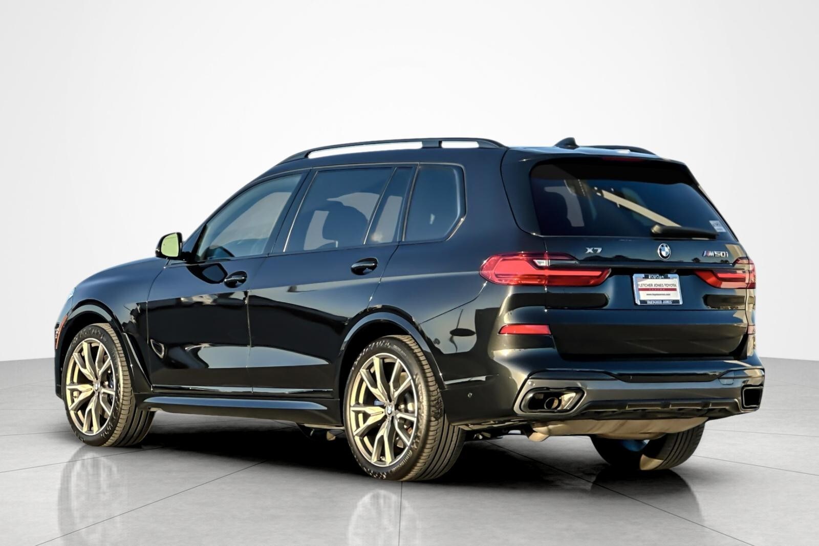 2020 Bmw X7 M50i photo 3