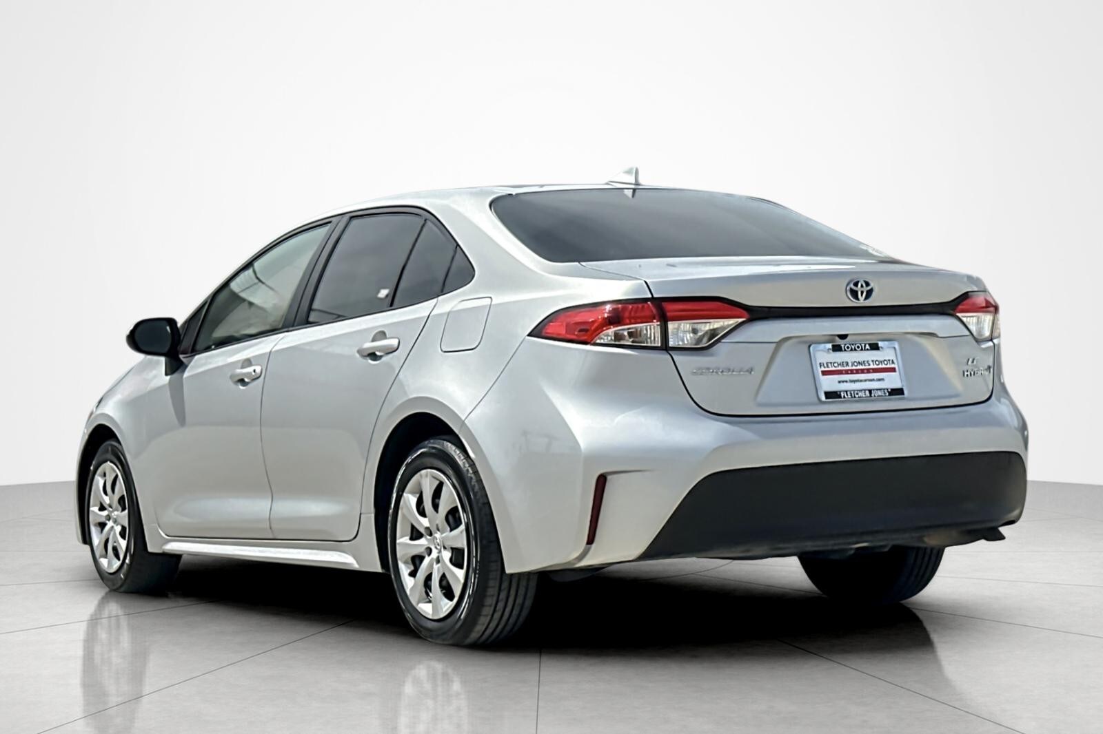 2023 Toyota Corolla Hybrid LE photo 3