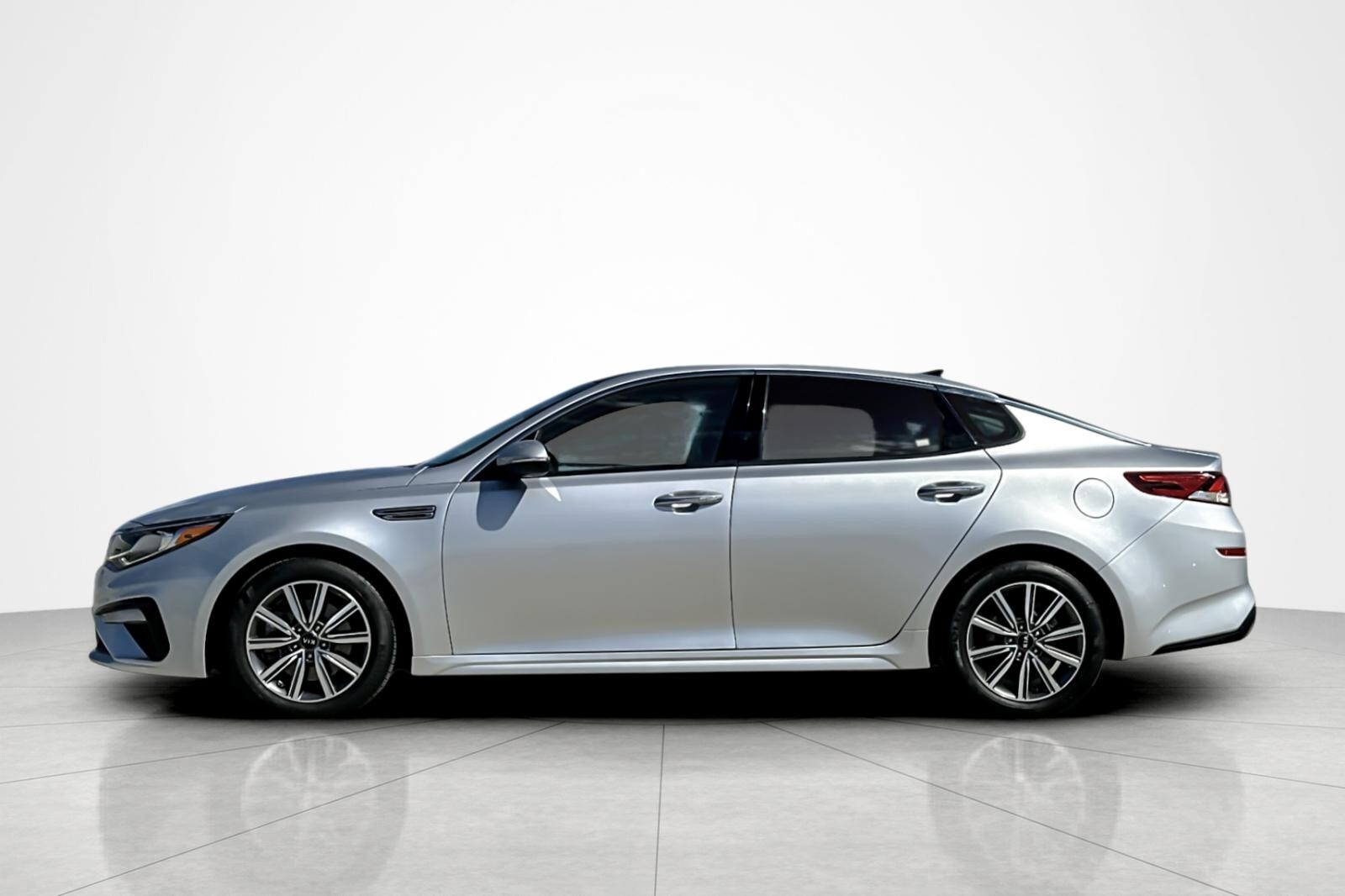 2019 Kia Optima EX photo 2