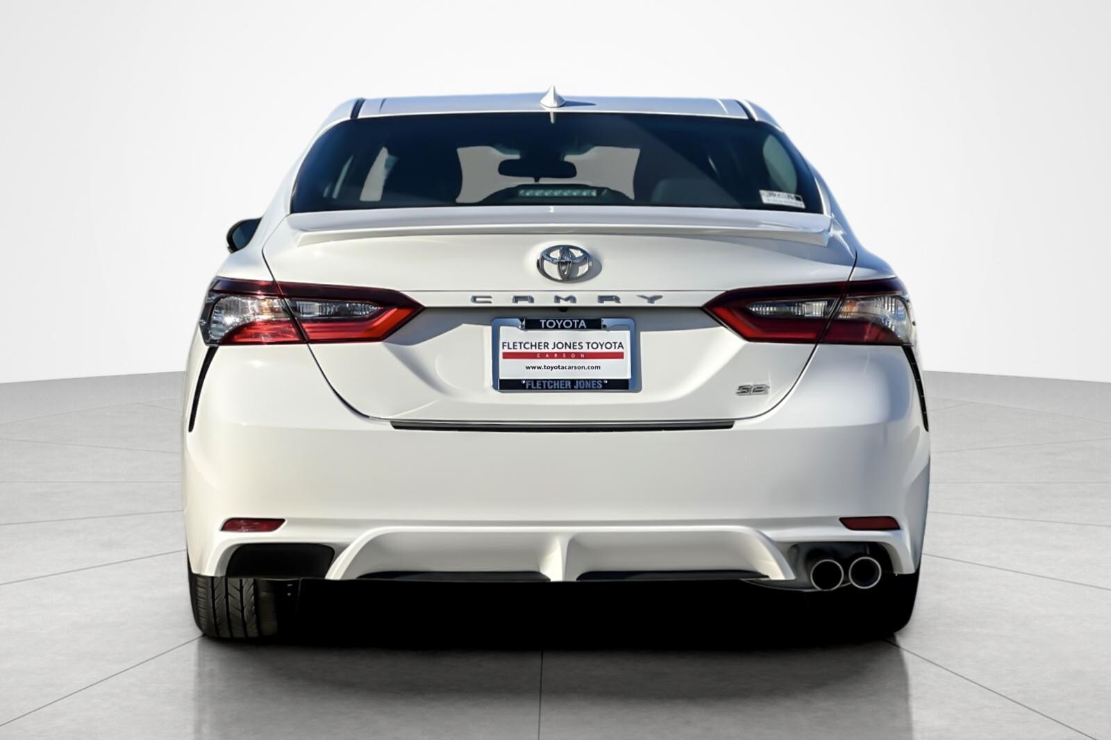 2023 Toyota Camry SE photo 4