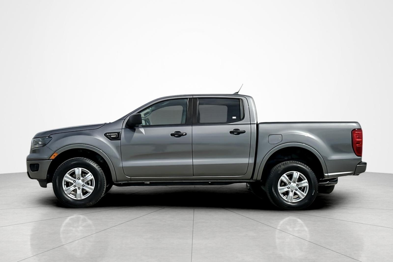 2021 Ford Ranger XLT photo 2