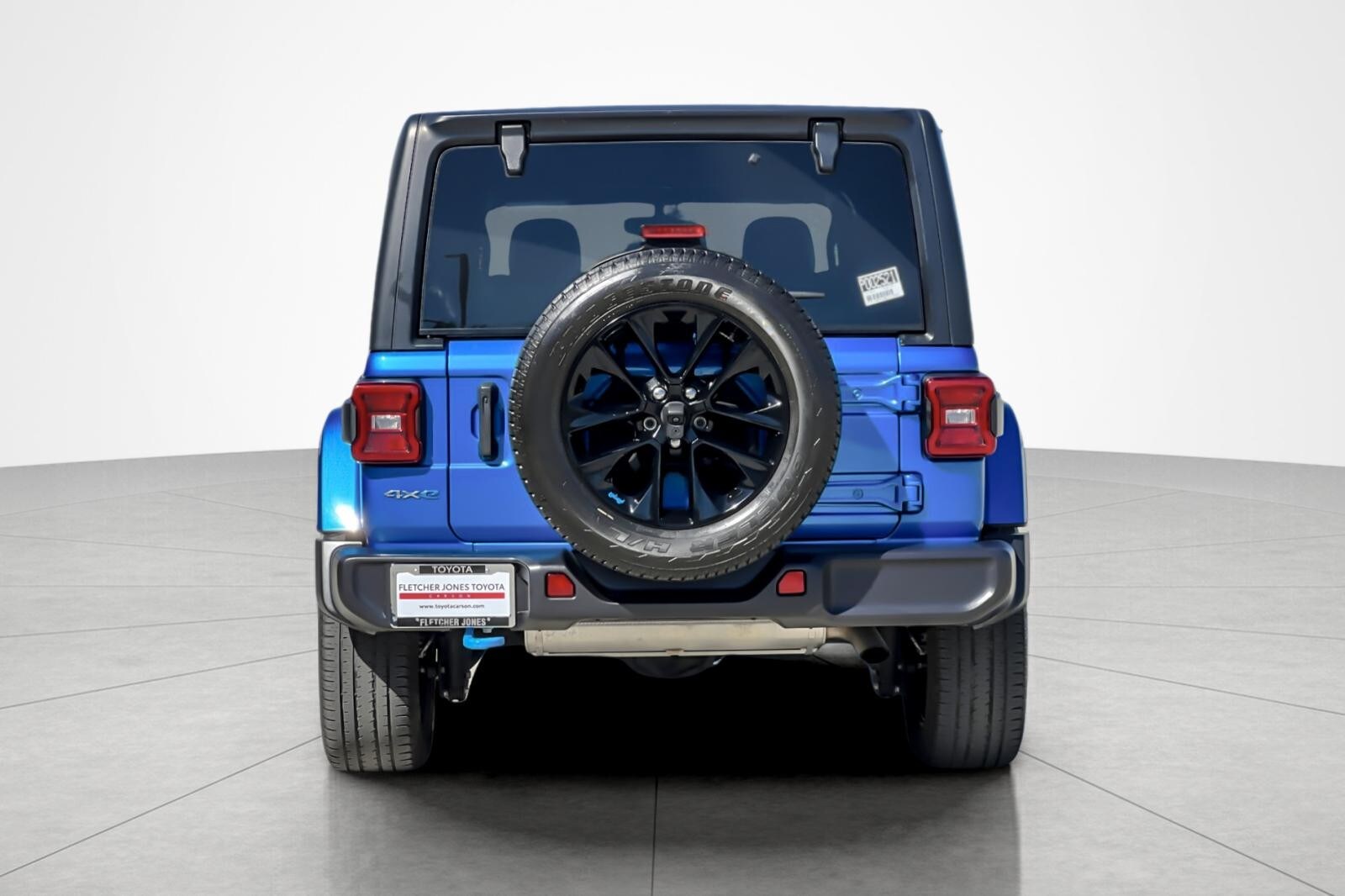 2022 Jeep Wrangler 4xe Unlimited Sahara photo 4