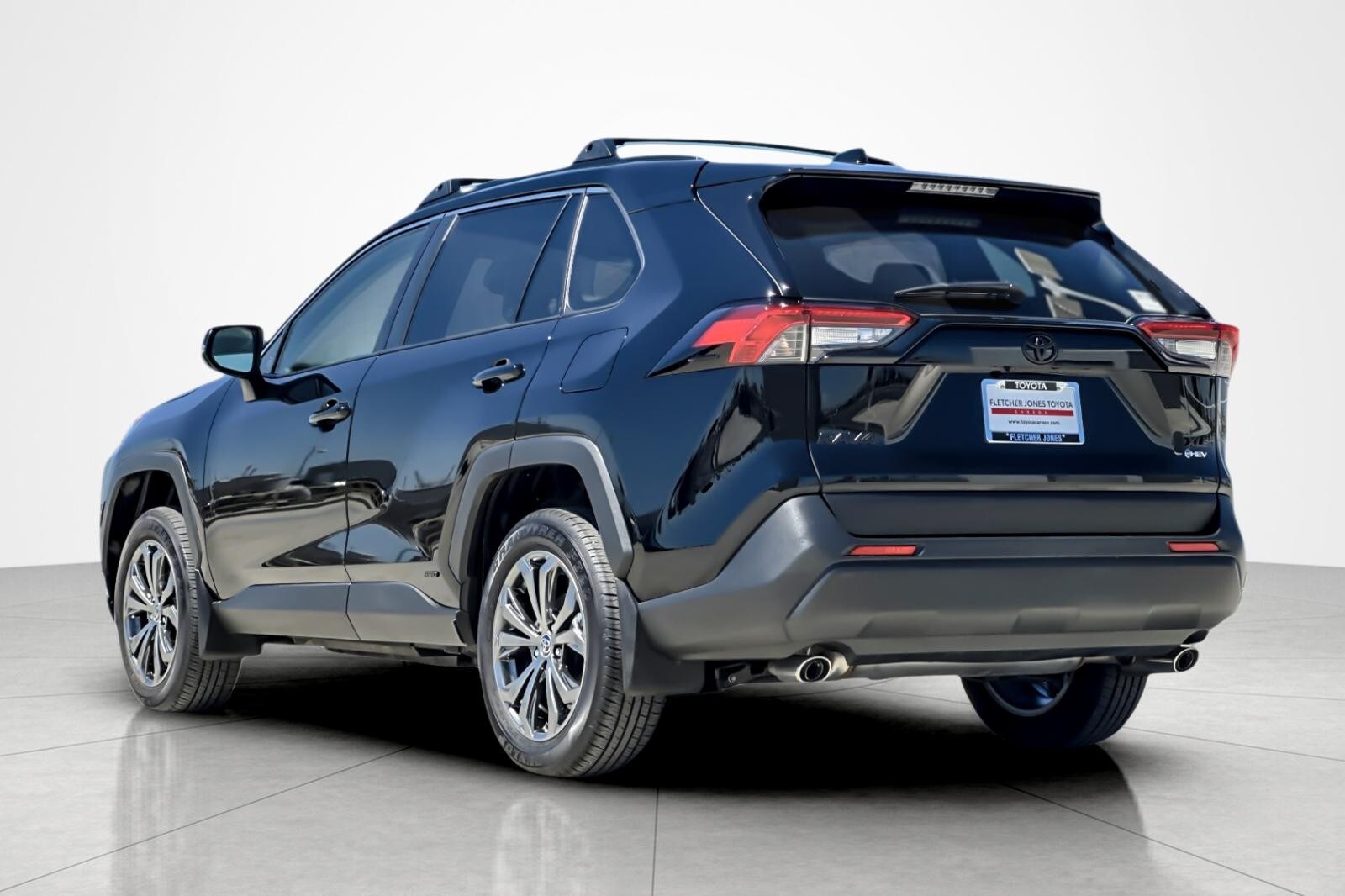 2025 Toyota RAV4 Hybrid XLE Premium photo 2