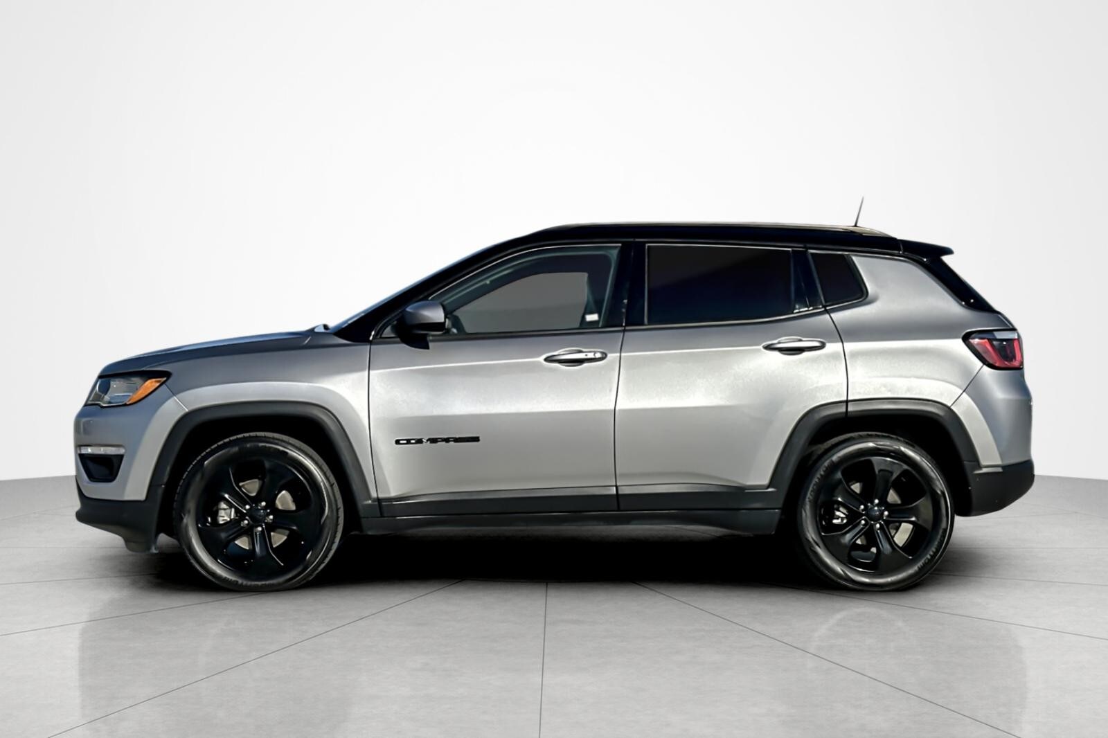 2019 Jeep Compass Altitude photo 2